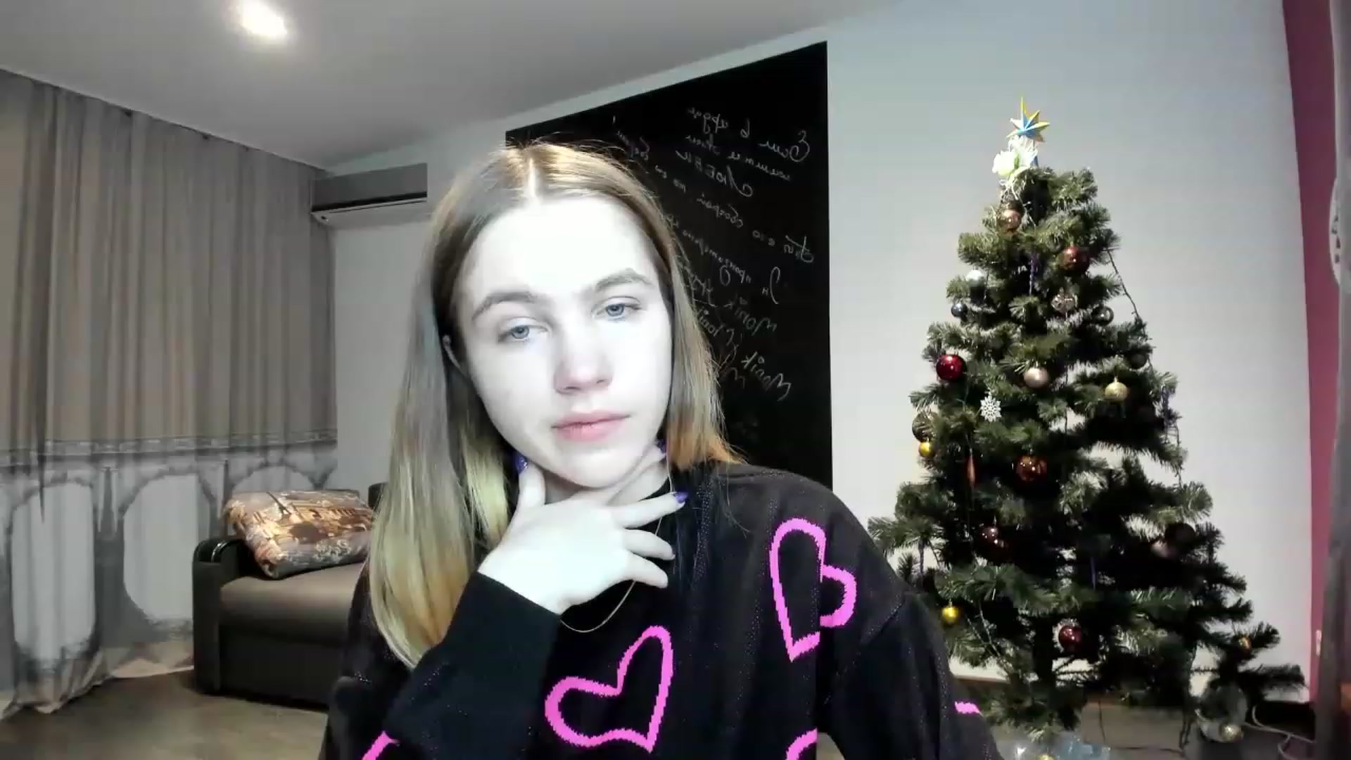 Gallery image thumbnail from KatyaGordon's myfreecams stream on, 12/27/2022, 11:00 image 4 of 20