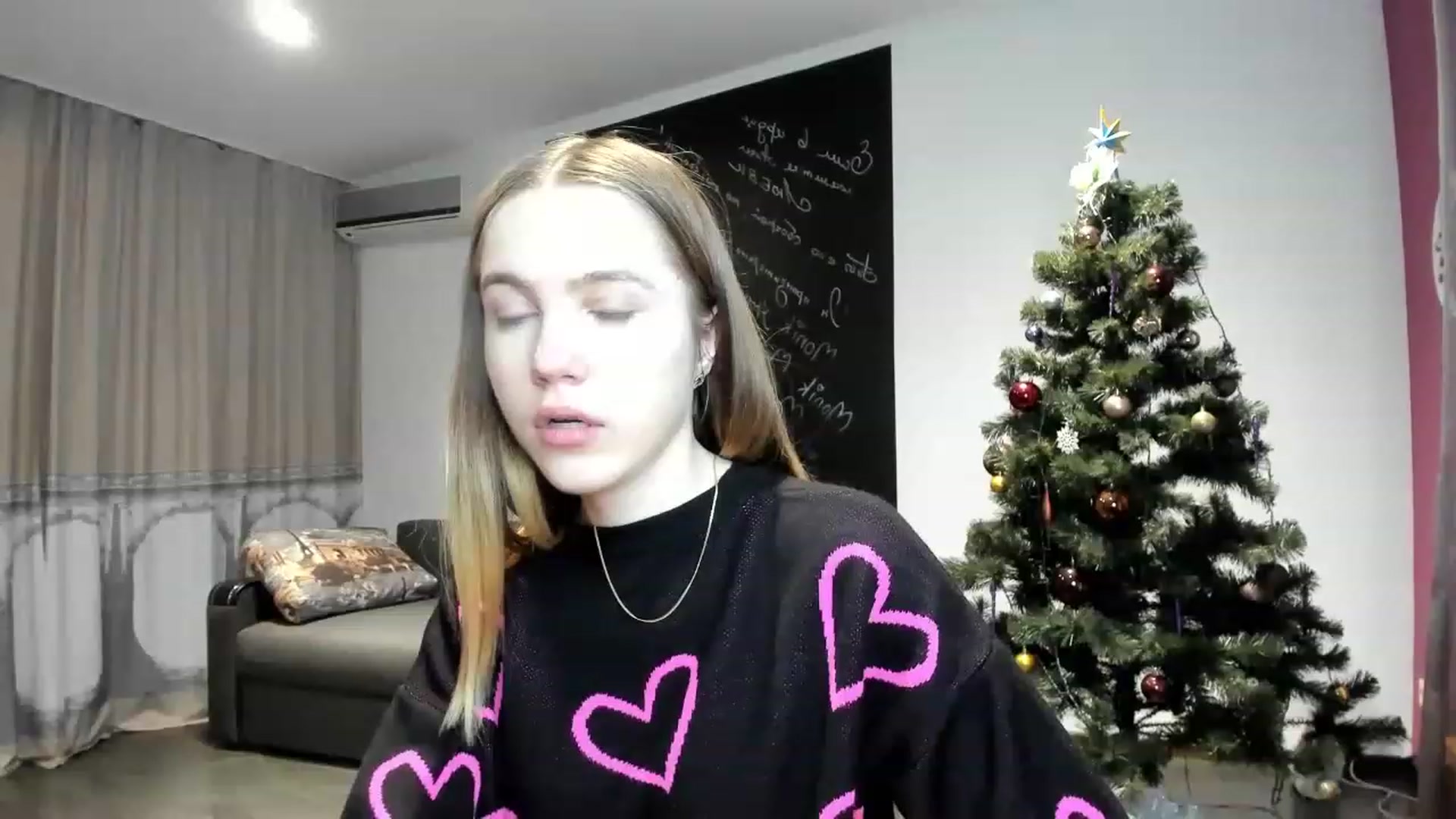 Gallery image thumbnail from KatyaGordon's myfreecams stream on, 12/27/2022, 11:00 image 7 of 20