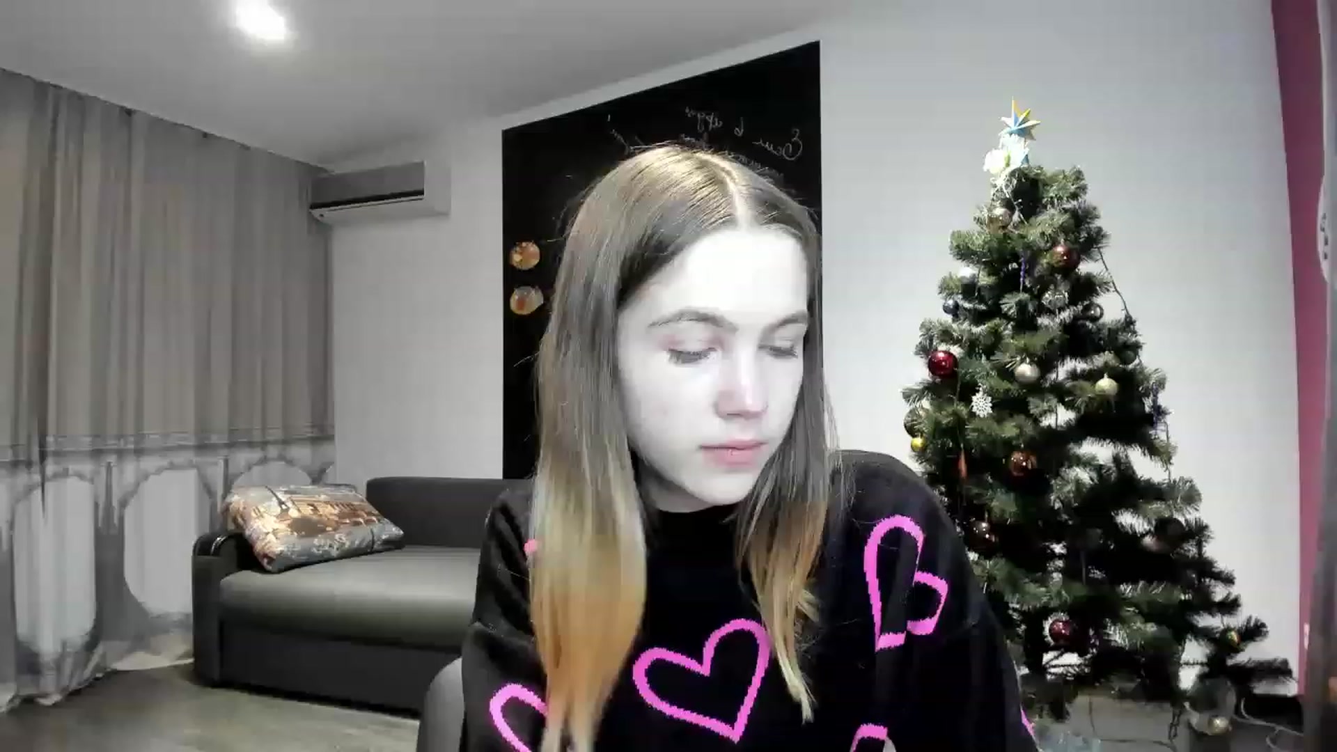 Gallery image thumbnail from KatyaGordon's myfreecams stream on, 12/27/2022, 11:00 image 16 of 20