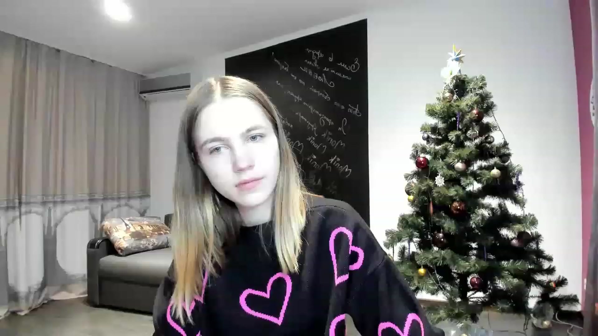 Gallery image thumbnail from KatyaGordon's myfreecams stream on, 12/27/2022, 12:31 image 18 of 20