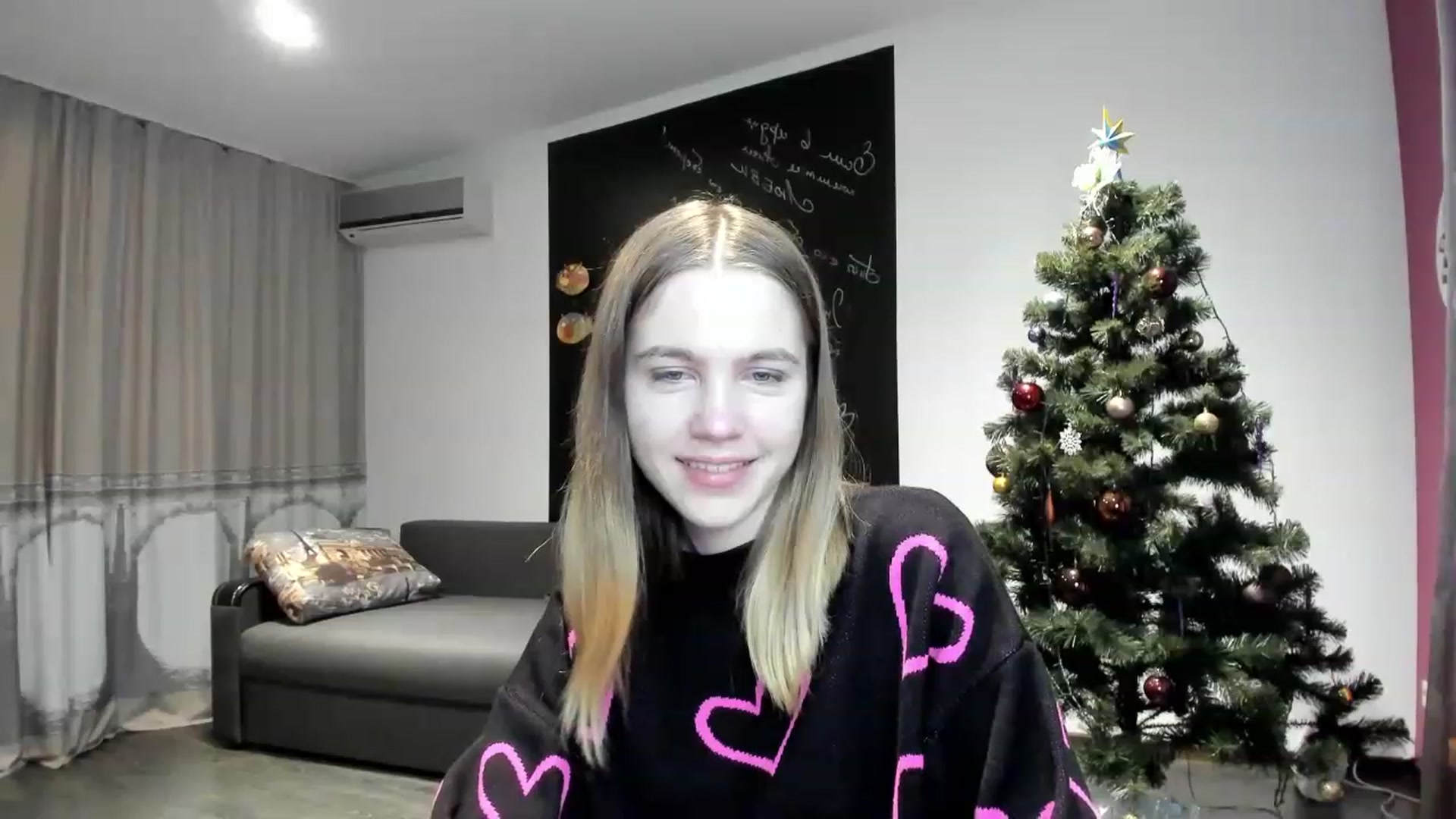Gallery image thumbnail from KatyaGordon's myfreecams stream on, 12/27/2022, 12:31 image 12 of 20