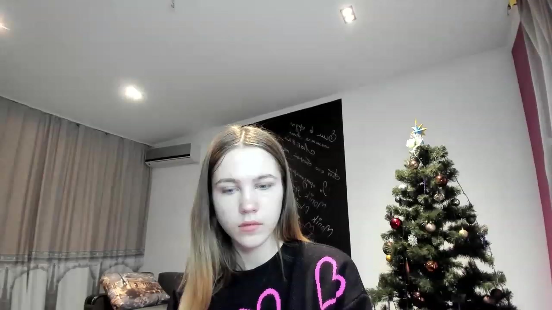 Gallery image thumbnail from KatyaGordon's myfreecams stream on, 12/30/2022, 13:18 image 10 of 20