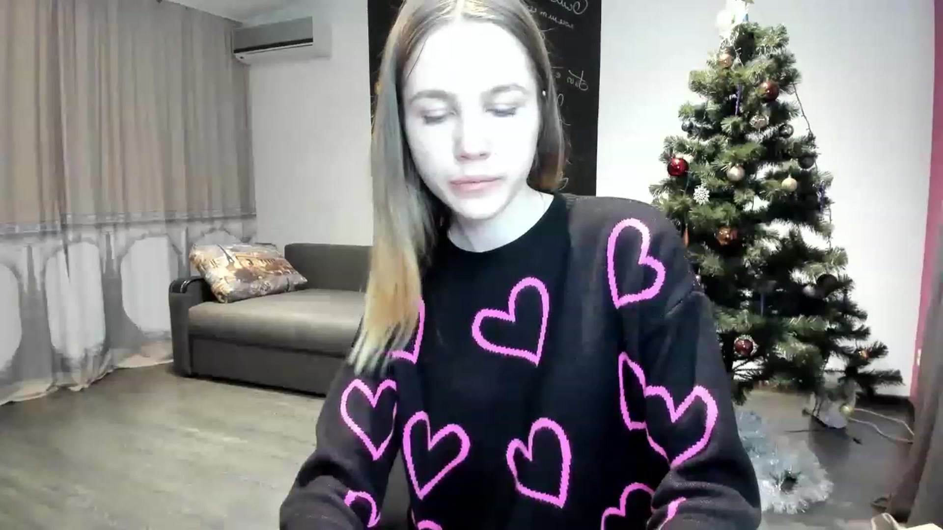 Gallery image thumbnail from KatyaGordon's myfreecams stream on, 12/30/2022, 13:18 image 17 of 20