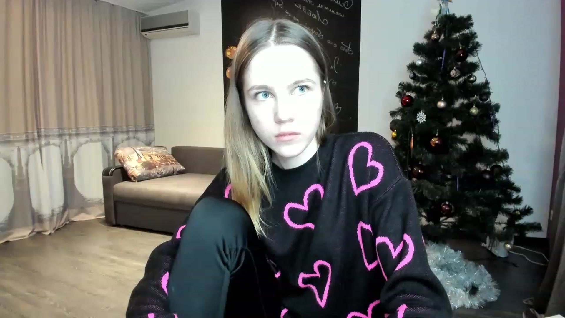 Gallery image thumbnail from KatyaGordon's myfreecams stream on, 12/30/2022, 14:07 image 1 of 20