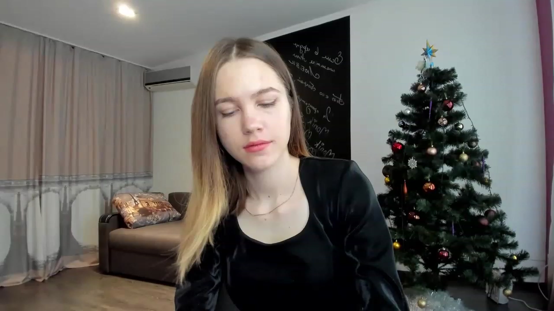 Gallery image thumbnail from KatyaGordon's myfreecams stream on, 12/31/2022, 09:50 image 3 of 20