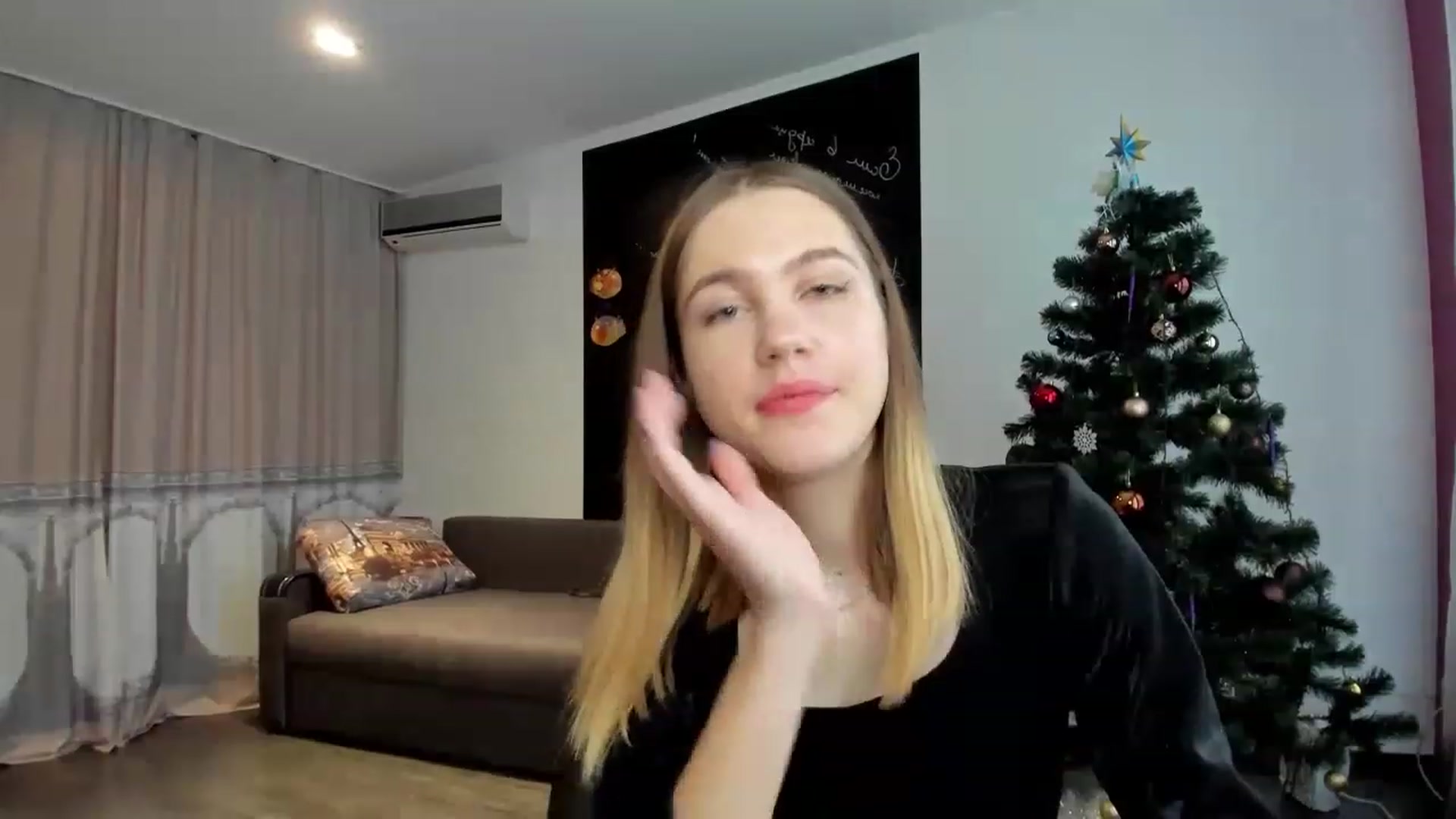 Gallery image thumbnail from KatyaGordon's myfreecams stream on, 12/31/2022, 09:50 image 12 of 20