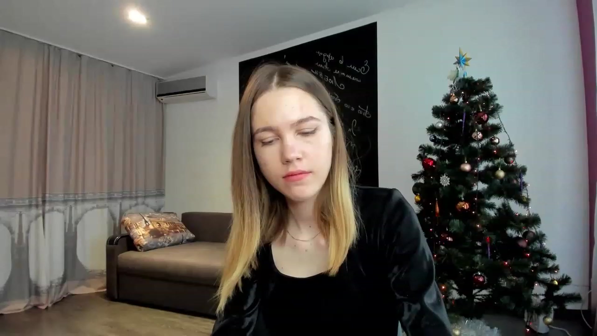 Gallery image thumbnail from KatyaGordon's myfreecams stream on, 12/31/2022, 09:50 image 10 of 20