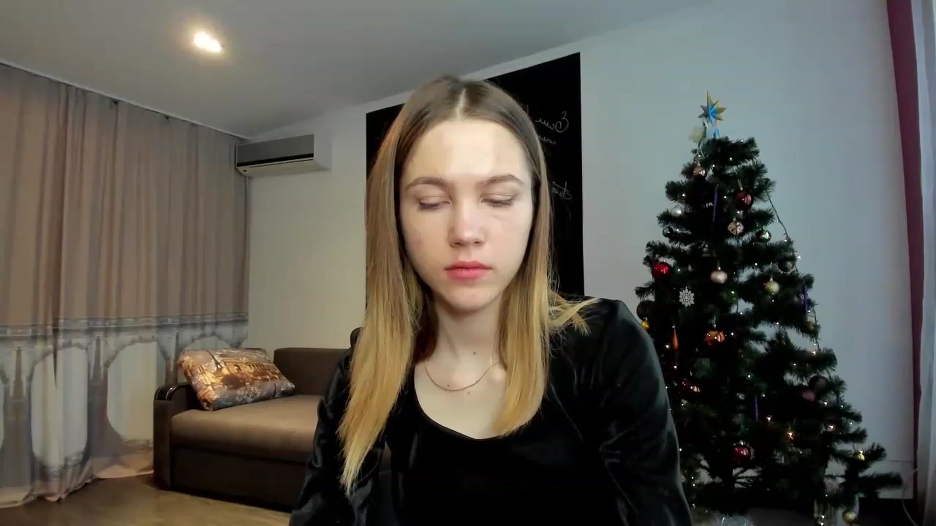 Gallery image thumbnail from KatyaGordon's myfreecams stream on, 12/31/2022, 11:32 image 11 of 20