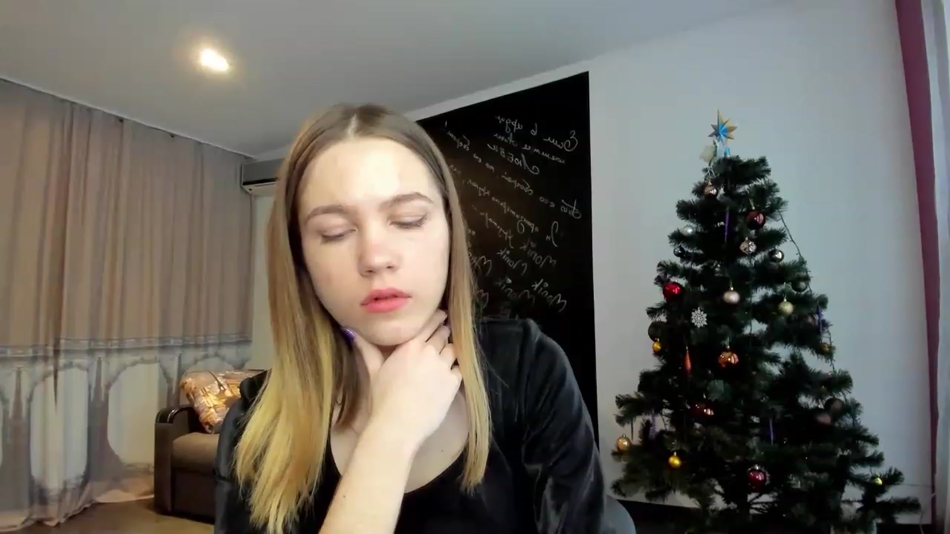 Gallery image thumbnail from KatyaGordon's myfreecams stream on, 12/31/2022, 11:32 image 4 of 20
