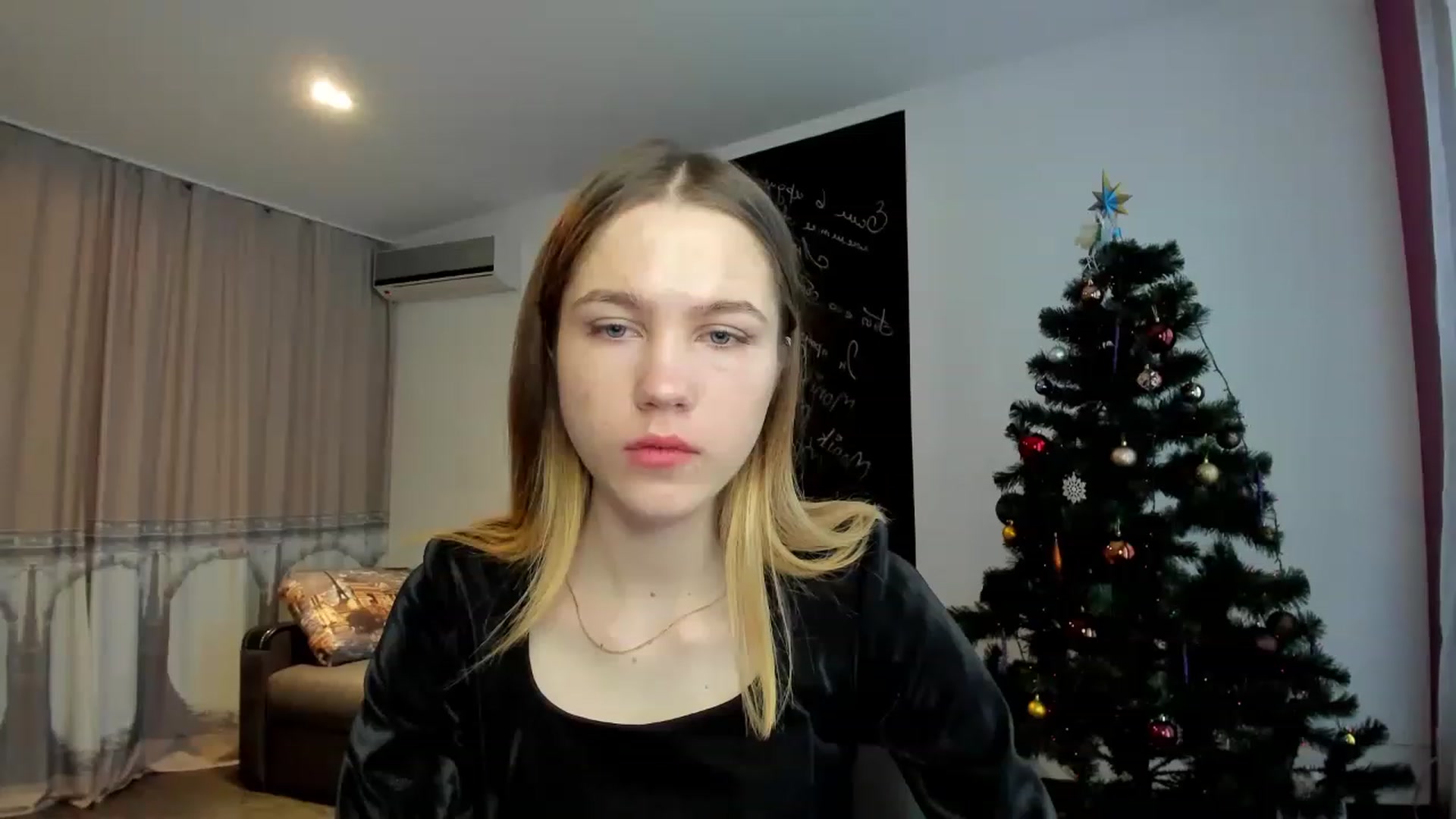 Gallery image thumbnail from KatyaGordon's myfreecams stream on, 12/31/2022, 11:32 image 9 of 20