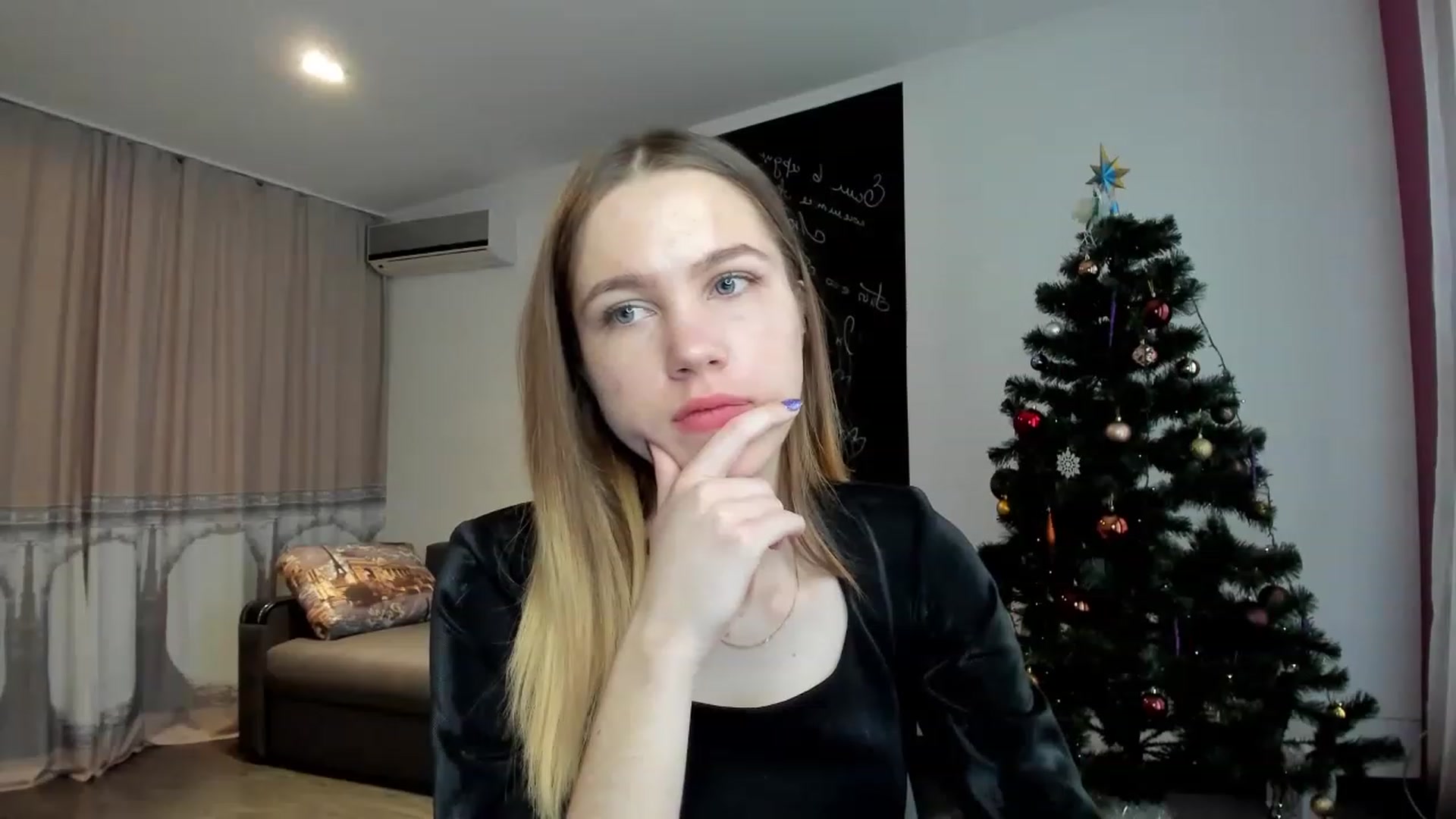 Gallery image thumbnail from KatyaGordon's myfreecams stream on, 12/31/2022, 11:32 image 18 of 20