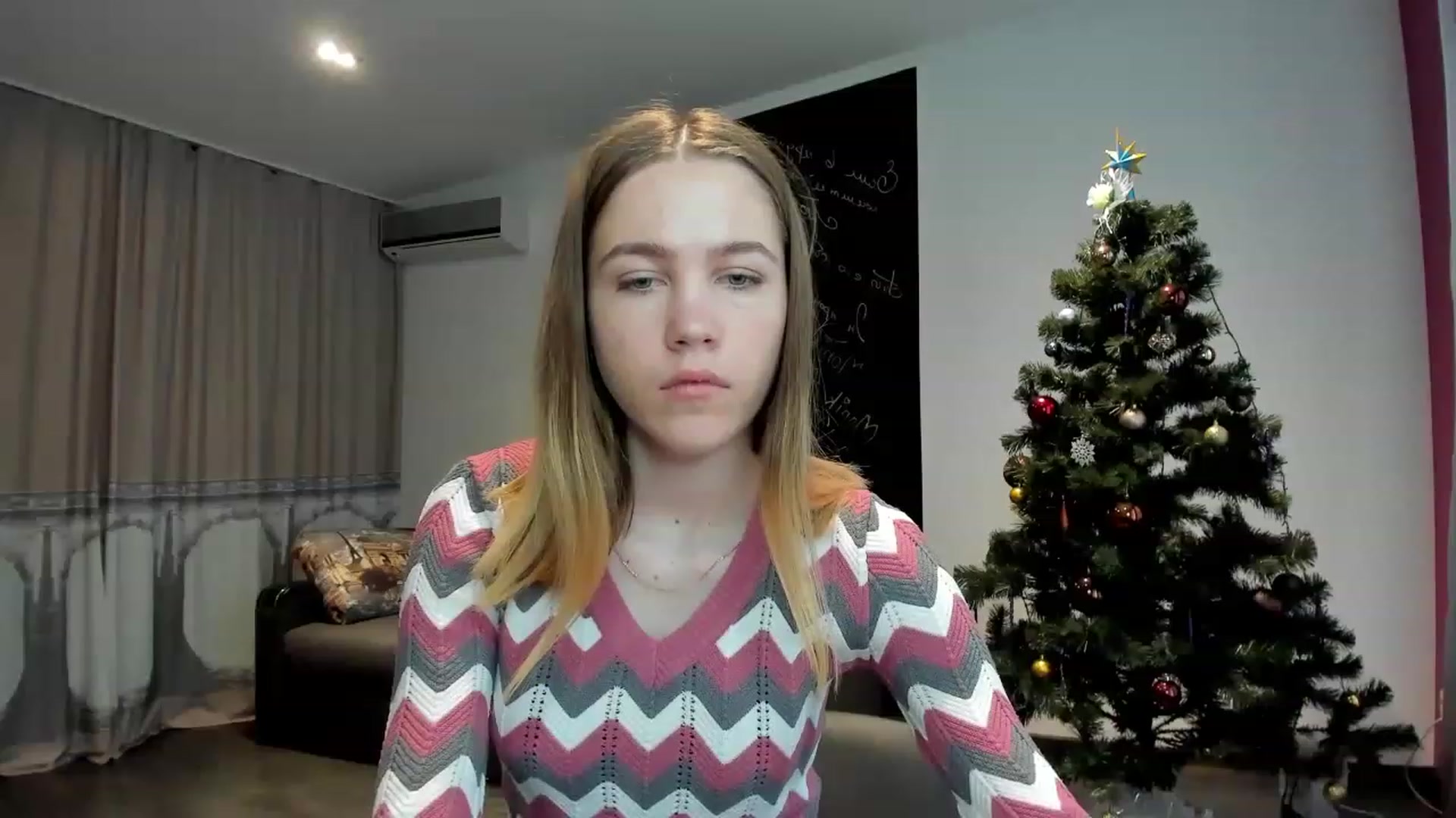 Gallery image thumbnail from KatyaGordon's myfreecams stream on, 01/02/2023, 09:02 image 4 of 20