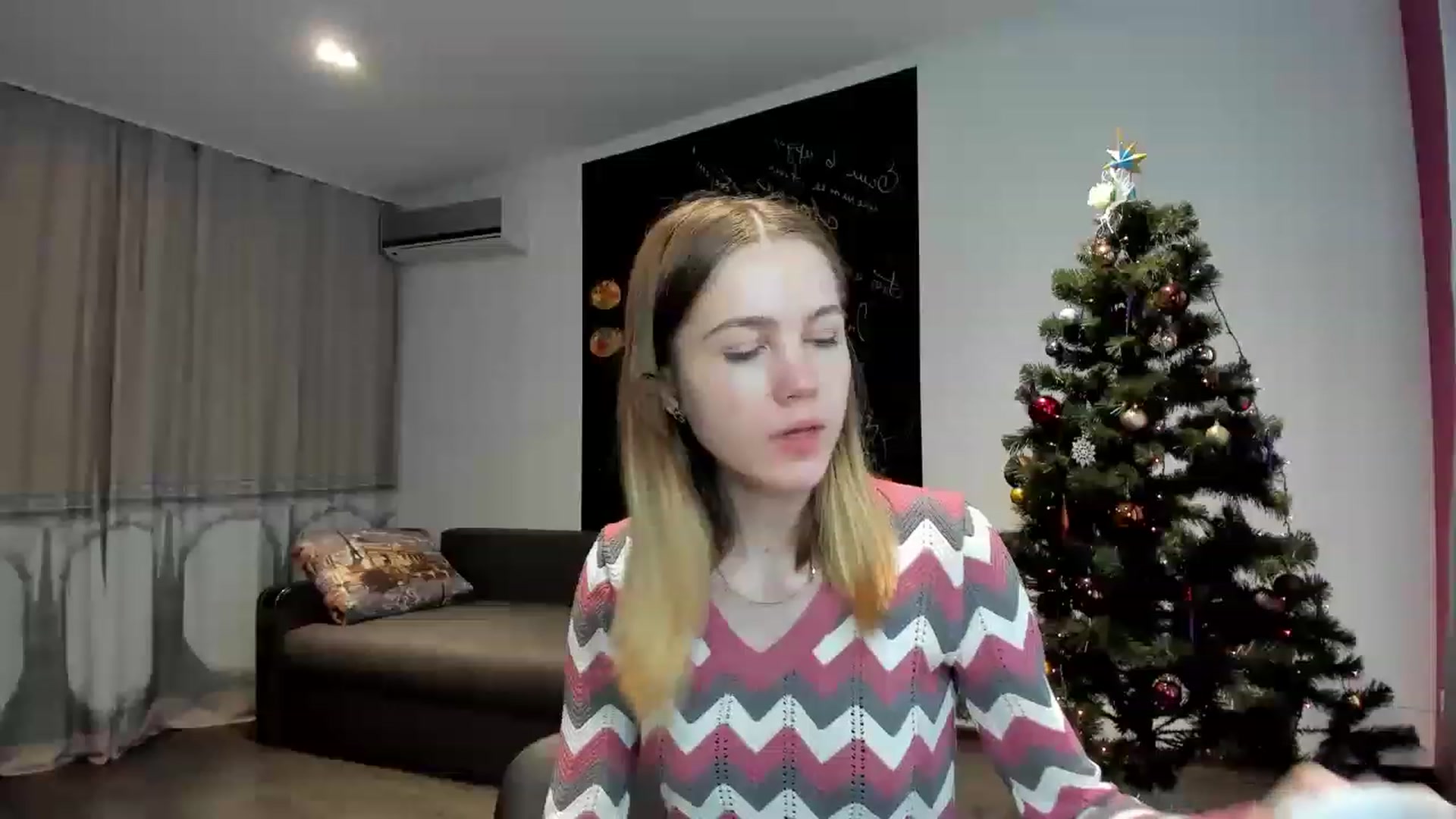 Gallery image thumbnail from KatyaGordon's myfreecams stream on, 01/02/2023, 11:44 image 5 of 20