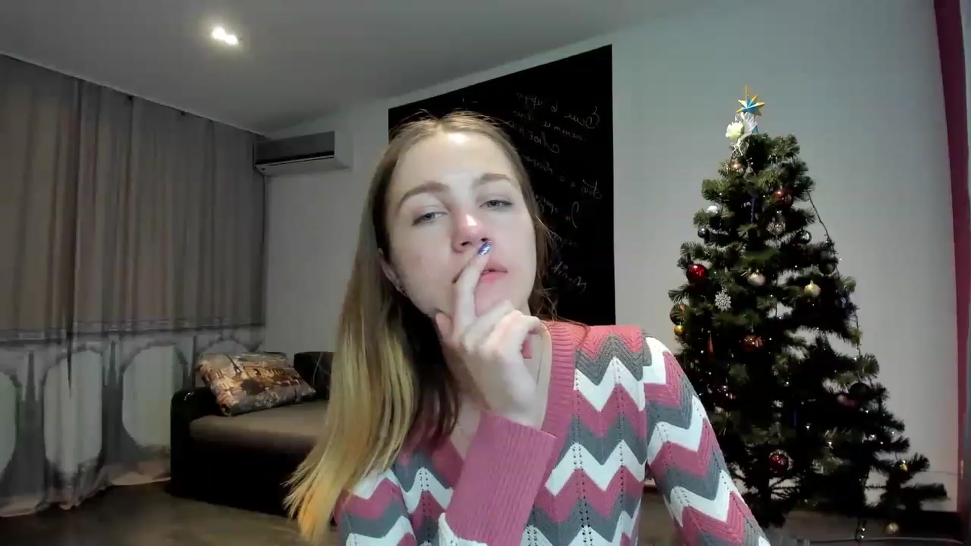 Gallery image thumbnail from KatyaGordon's myfreecams stream on, 01/02/2023, 11:44 image 13 of 20