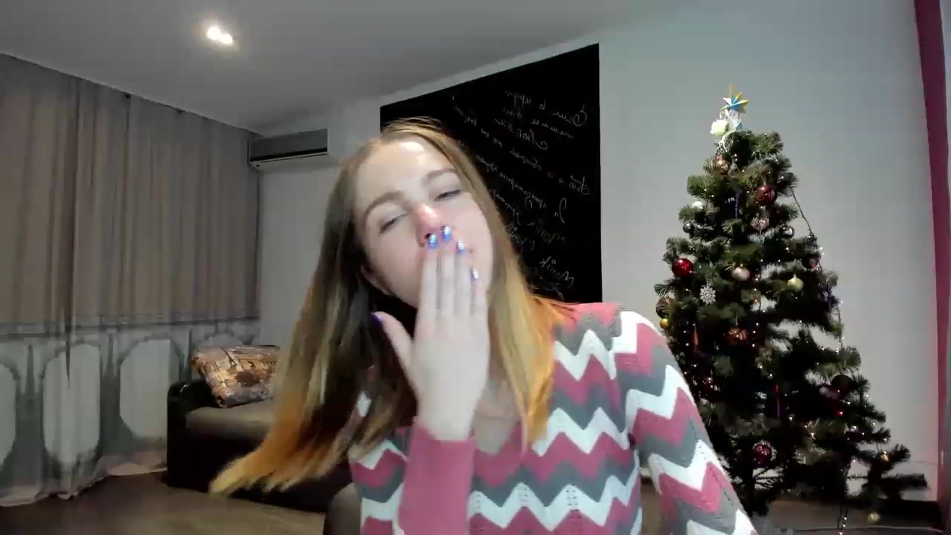 Gallery image thumbnail from KatyaGordon's myfreecams stream on, 01/02/2023, 11:44 image 6 of 20