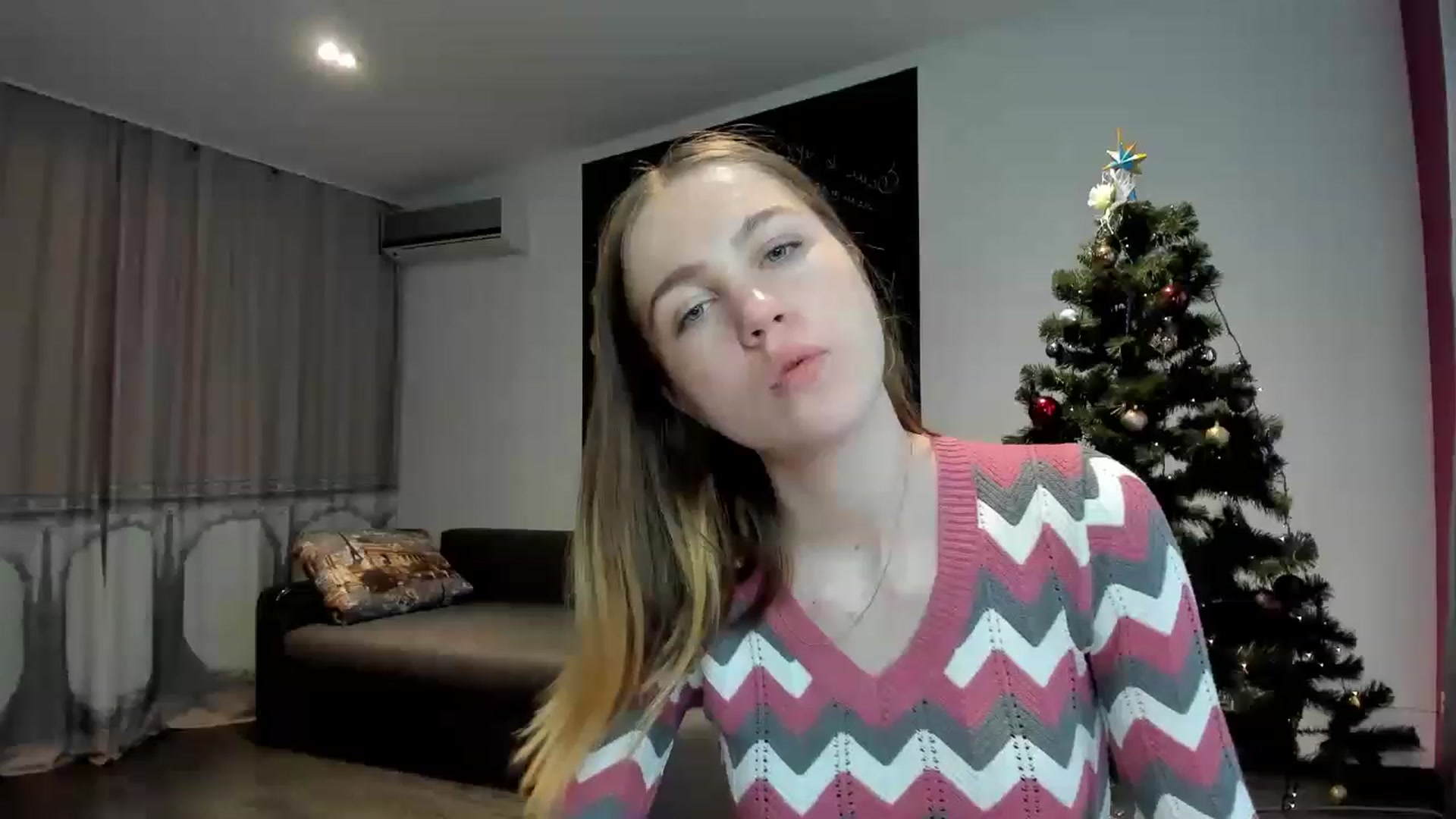 Gallery image thumbnail from KatyaGordon's myfreecams stream on, 01/02/2023, 11:44 image 16 of 20