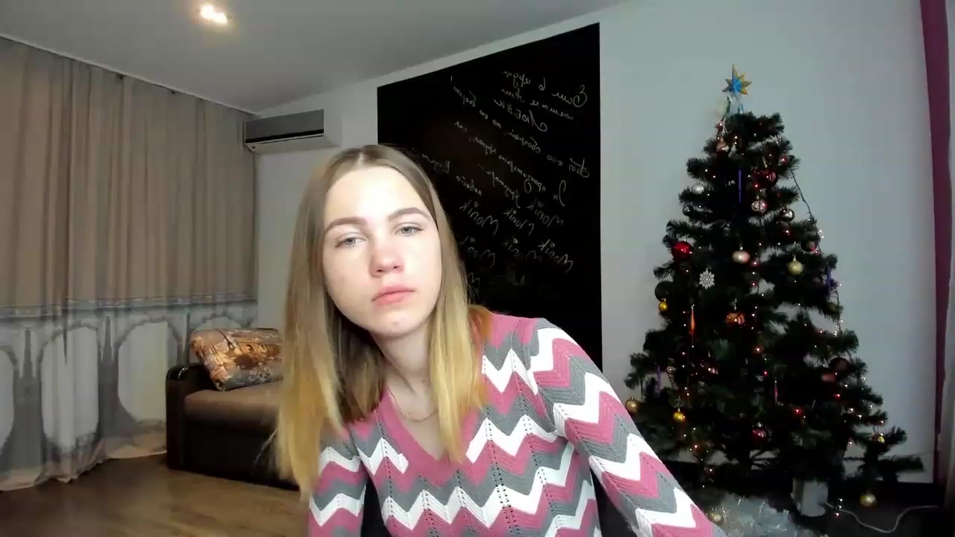 Gallery image thumbnail from KatyaGordon's myfreecams stream on, 01/03/2023, 07:33 image 4 of 20