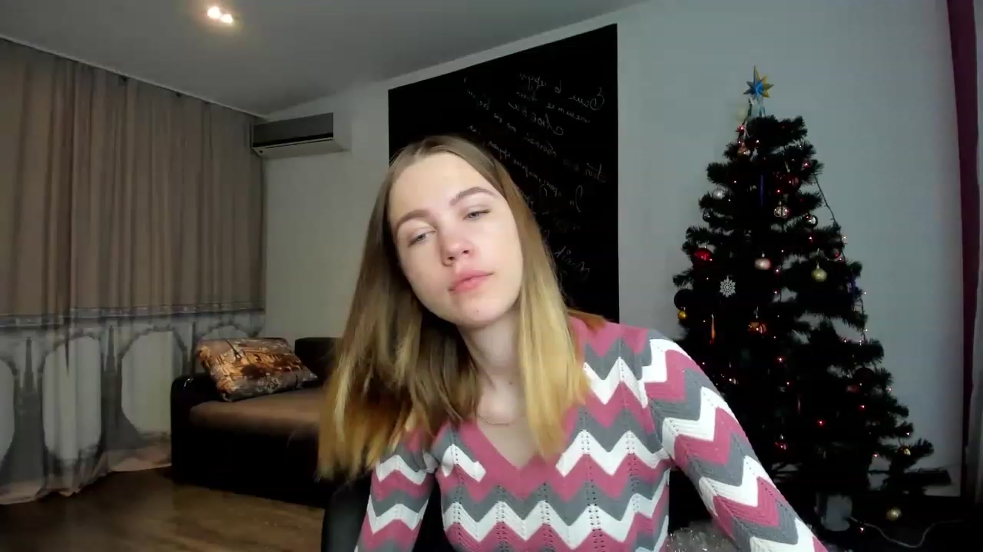 Gallery image thumbnail from KatyaGordon's myfreecams stream on, 01/03/2023, 07:33 image 5 of 20