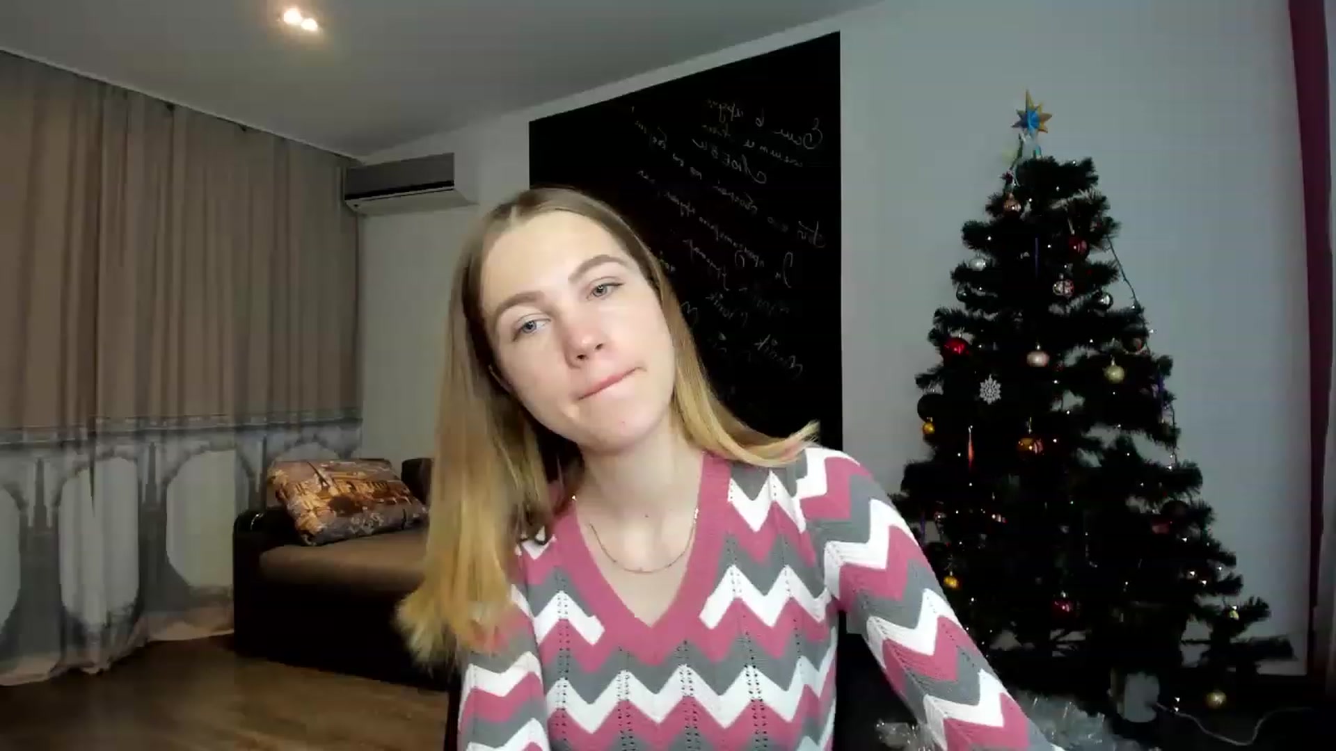 Gallery image thumbnail from KatyaGordon's myfreecams stream on, 01/03/2023, 08:36 image 4 of 20