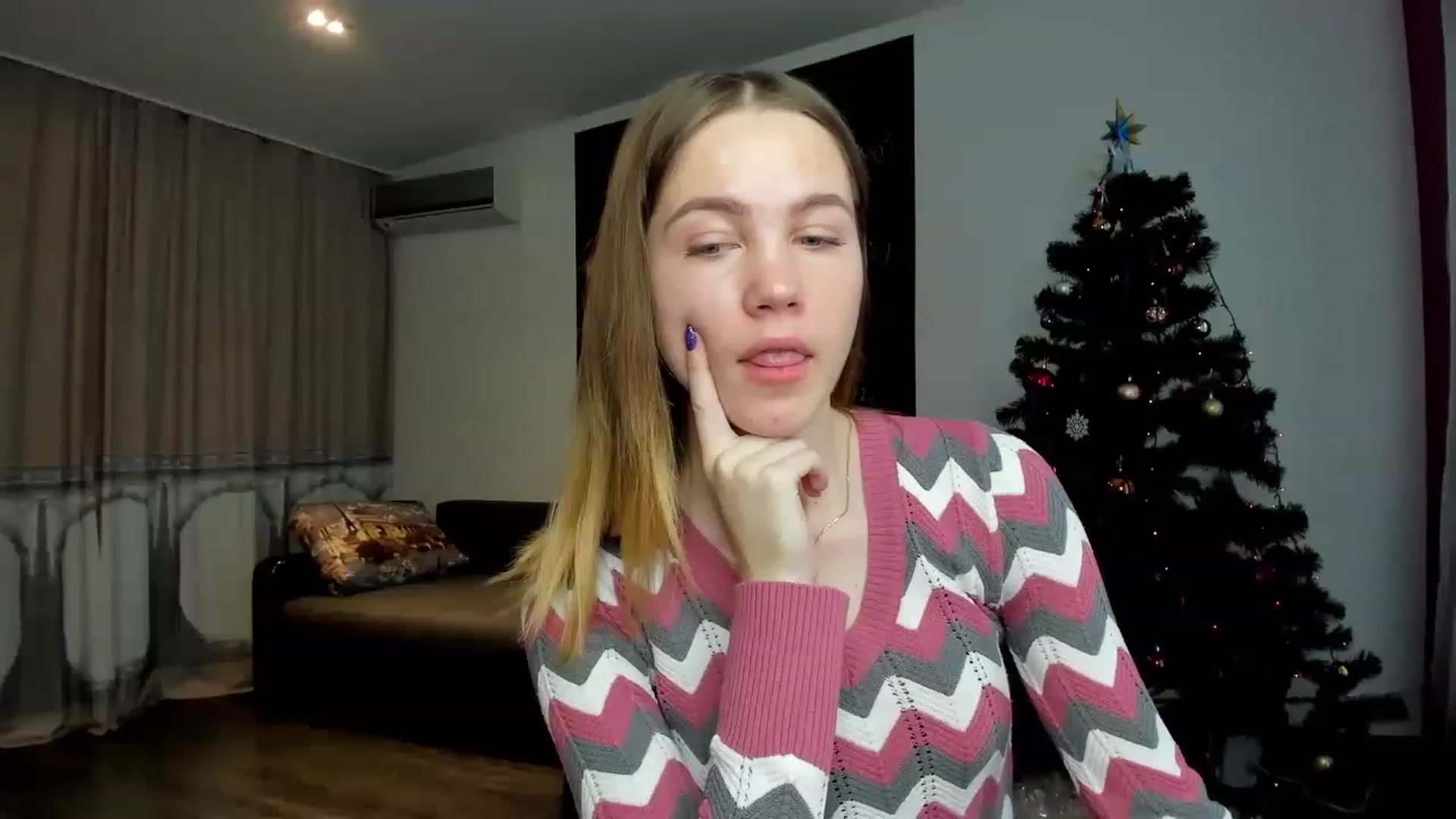 Gallery image thumbnail from KatyaGordon's myfreecams stream on, 01/03/2023, 08:36 image 17 of 20