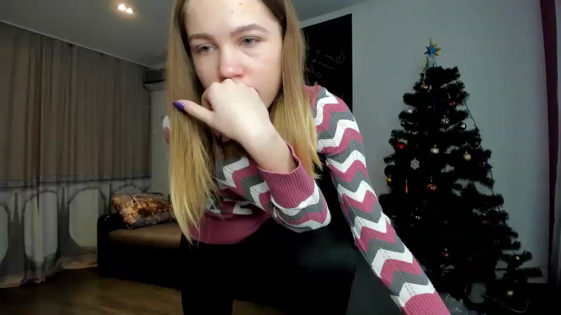 Gallery image thumbnail from KatyaGordon's myfreecams stream on, 01/03/2023, 08:56 image 19 of 20