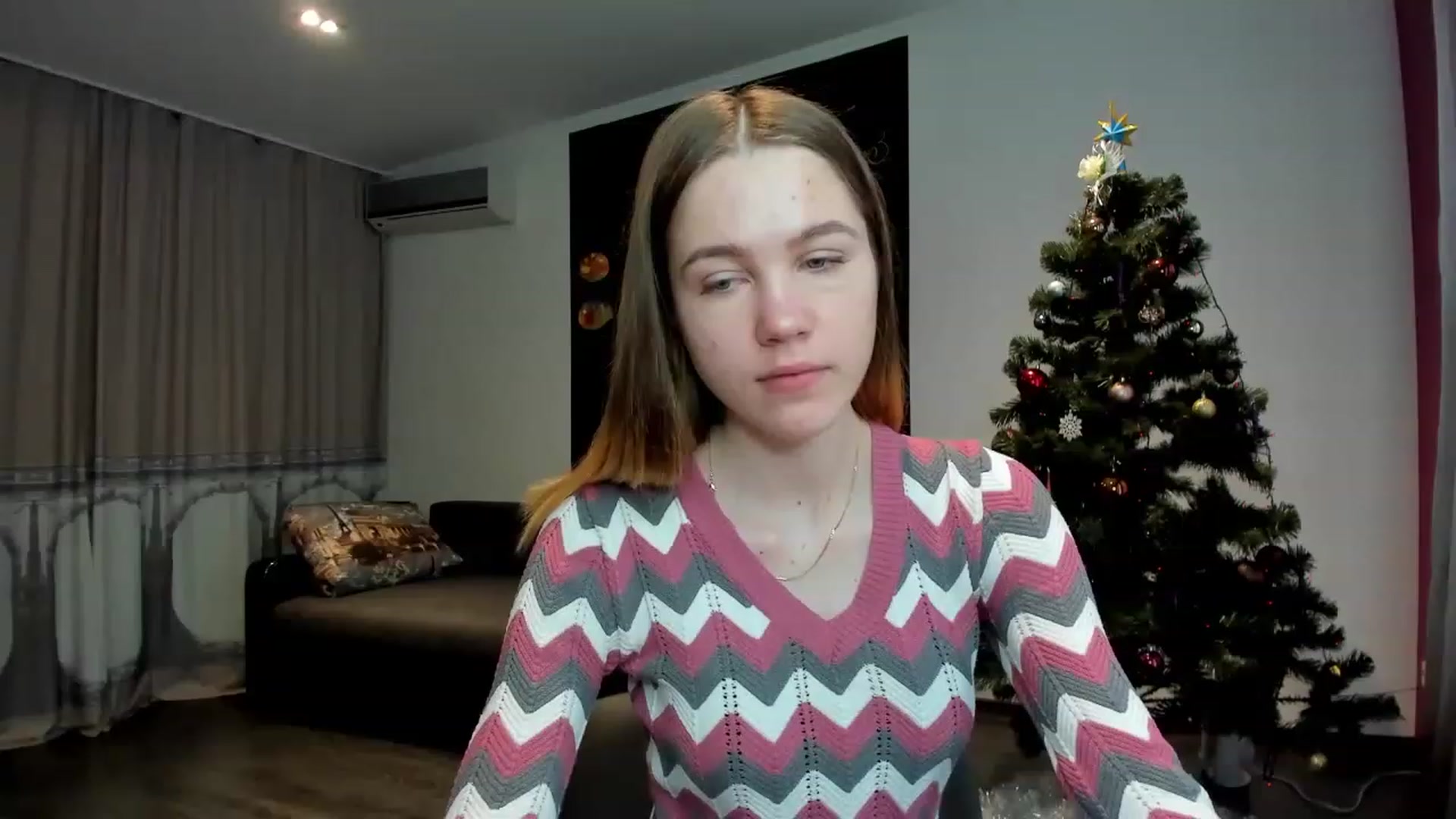 Gallery image thumbnail from KatyaGordon's myfreecams stream on, 01/03/2023, 11:02 image 11 of 20