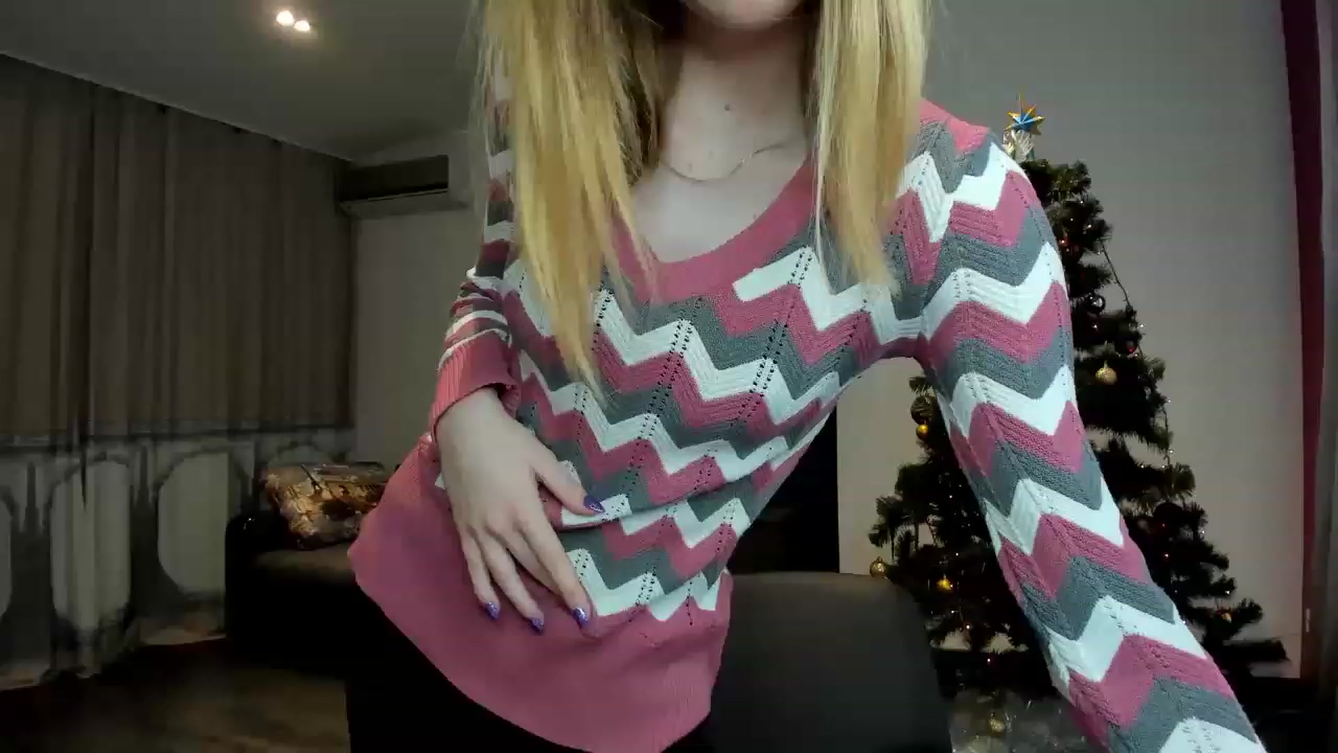Gallery image thumbnail from KatyaGordon's myfreecams stream on, 01/03/2023, 11:02 image 17 of 20
