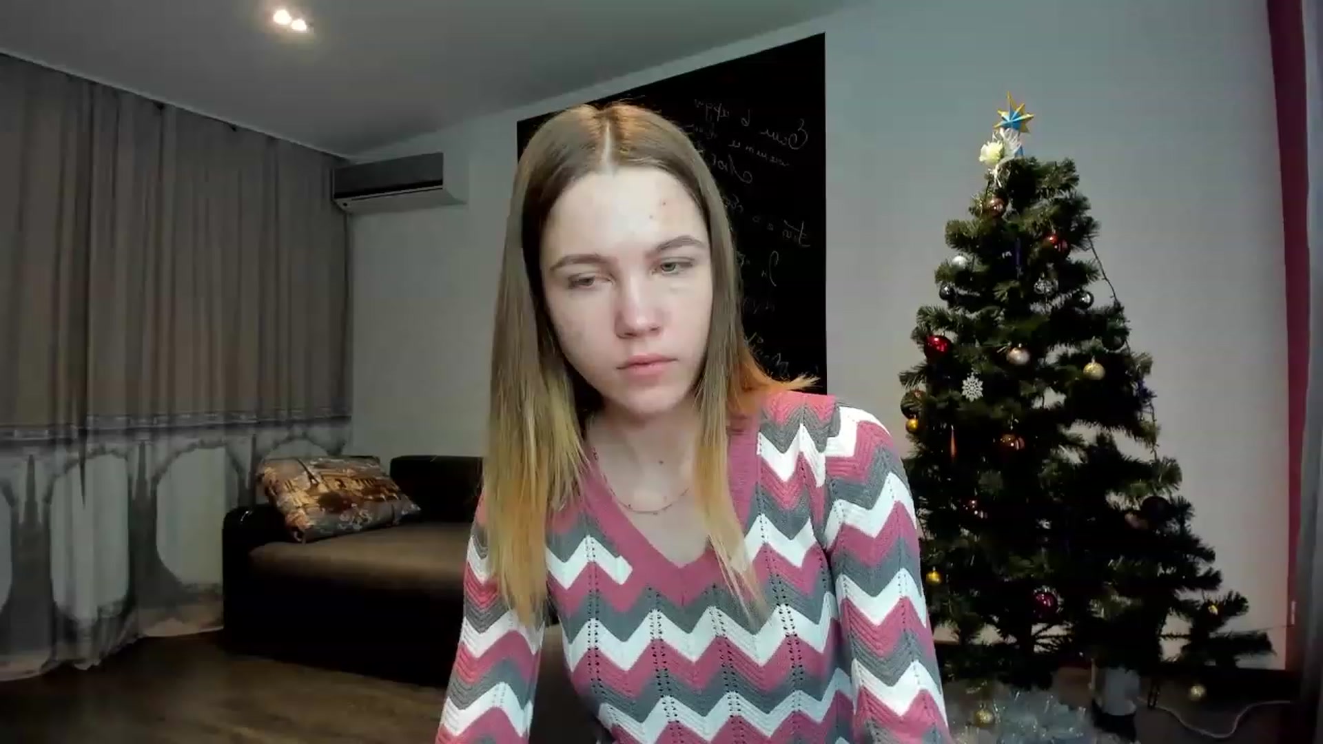 Gallery image thumbnail from KatyaGordon's myfreecams stream on, 01/03/2023, 11:02 image 9 of 20