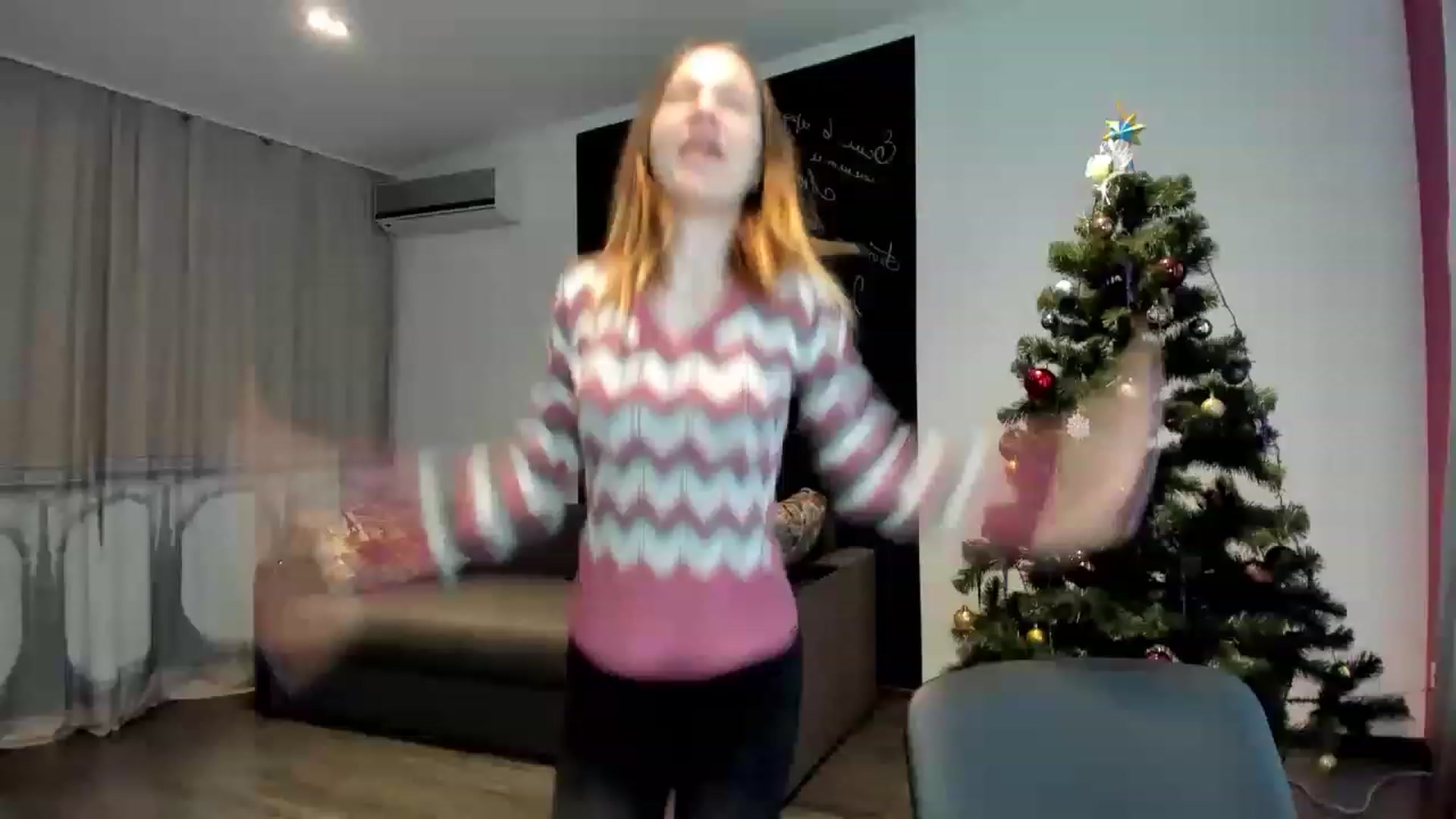 Gallery image thumbnail from KatyaGordon's myfreecams stream on, 01/03/2023, 11:02 image 6 of 20