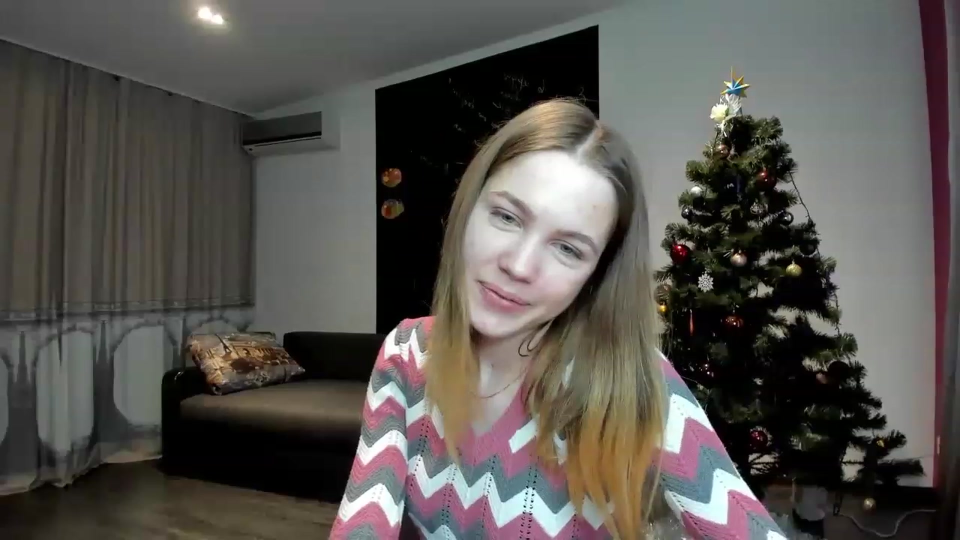 Gallery image thumbnail from KatyaGordon's myfreecams stream on, 01/03/2023, 11:44 image 20 of 20