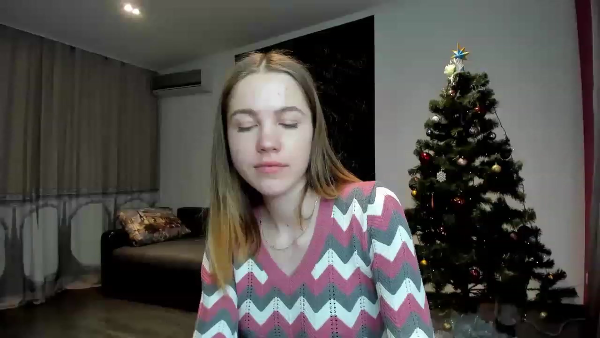 Gallery image thumbnail from KatyaGordon's myfreecams stream on, 01/03/2023, 11:44 image 15 of 20