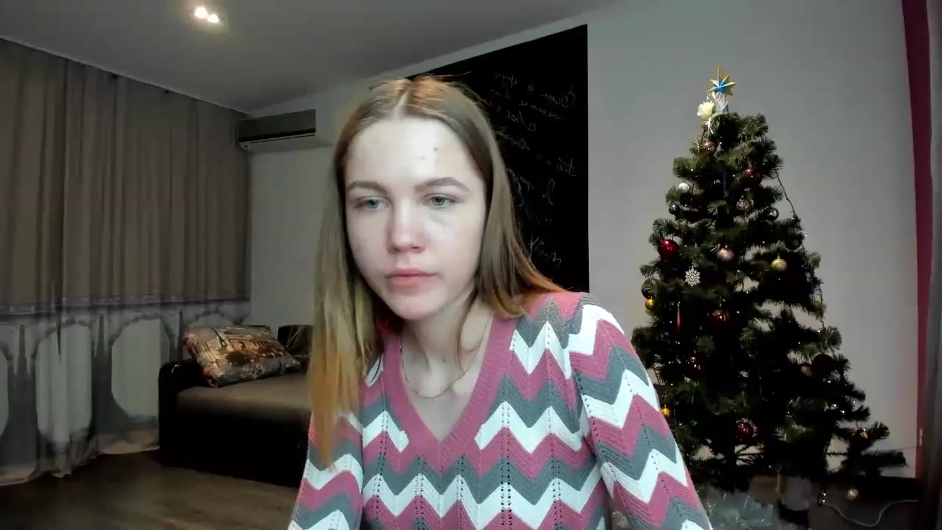 Gallery image thumbnail from KatyaGordon's myfreecams stream on, 01/03/2023, 11:44 image 13 of 20