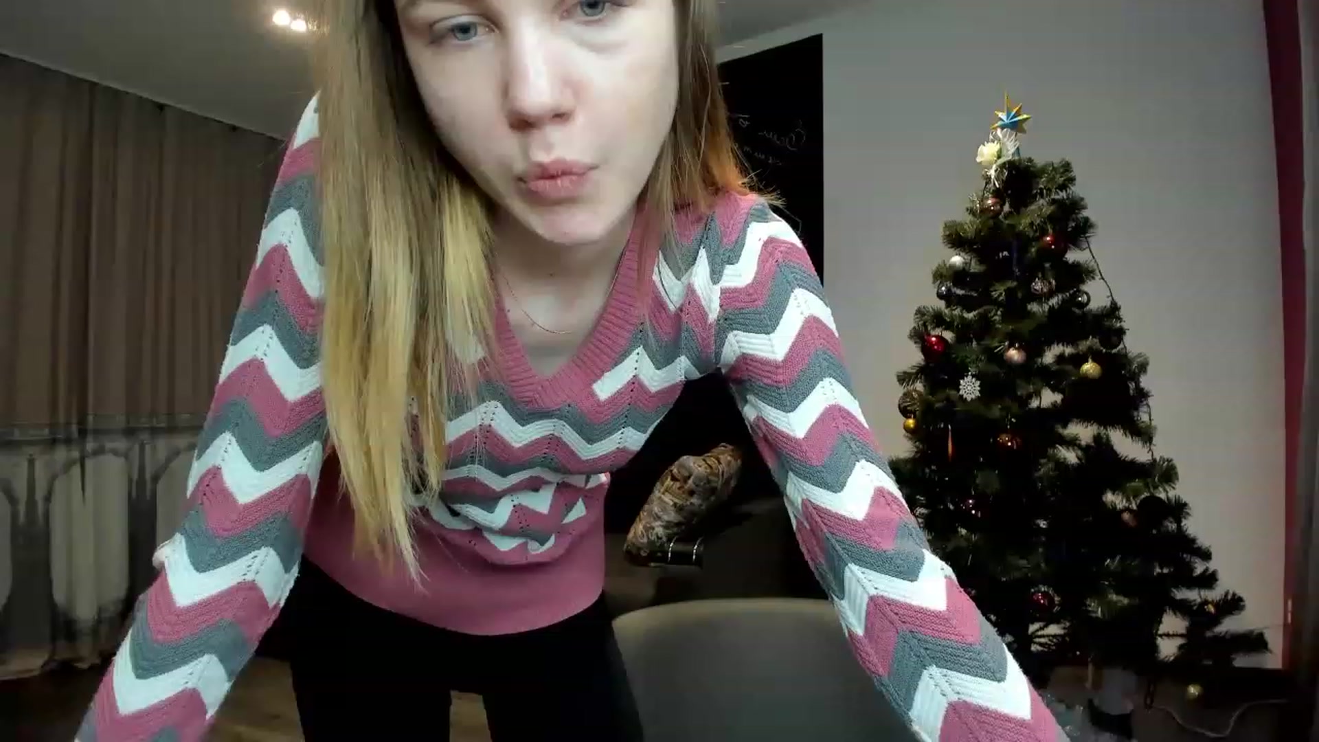 Gallery image thumbnail from KatyaGordon's myfreecams stream on, 01/03/2023, 11:44 image 5 of 20