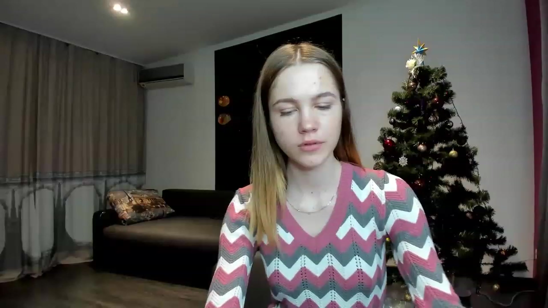 Gallery image thumbnail from KatyaGordon's myfreecams stream on, 01/03/2023, 12:59 image 8 of 20