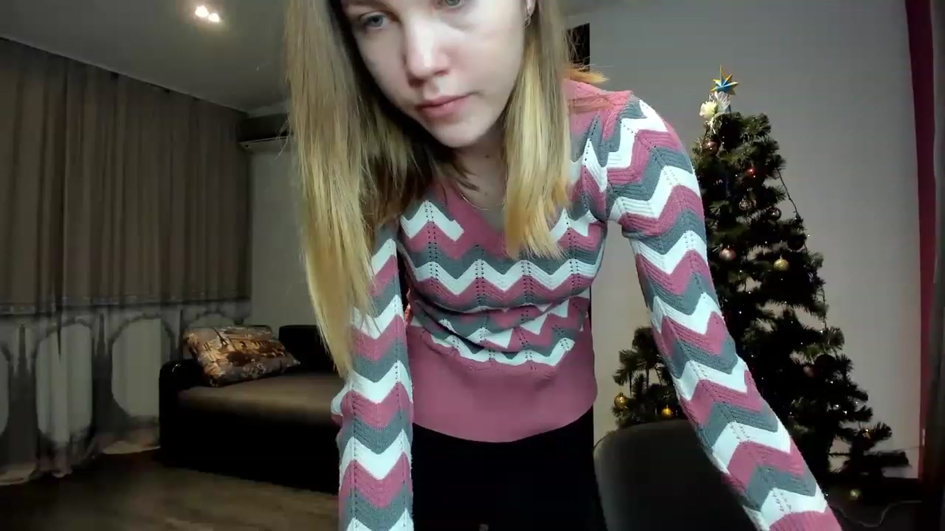 Gallery image thumbnail from KatyaGordon's myfreecams stream on, 01/03/2023, 12:59 image 15 of 20