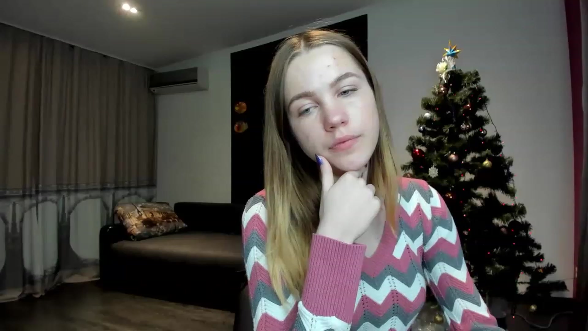 Gallery image thumbnail from KatyaGordon's myfreecams stream on, 01/03/2023, 12:59 image 20 of 20