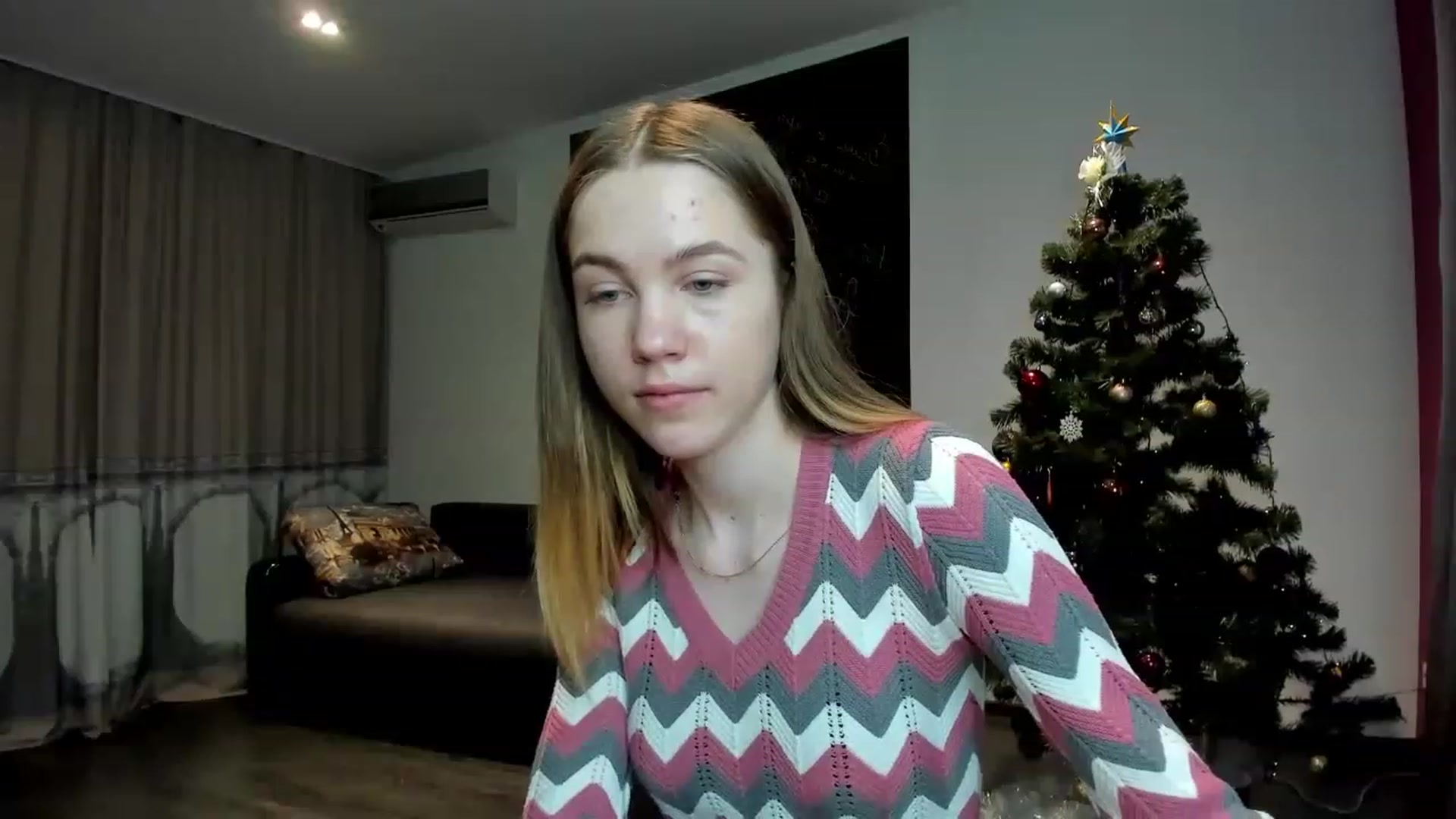 Gallery image thumbnail from KatyaGordon's myfreecams stream on, 01/03/2023, 12:59 image 9 of 20