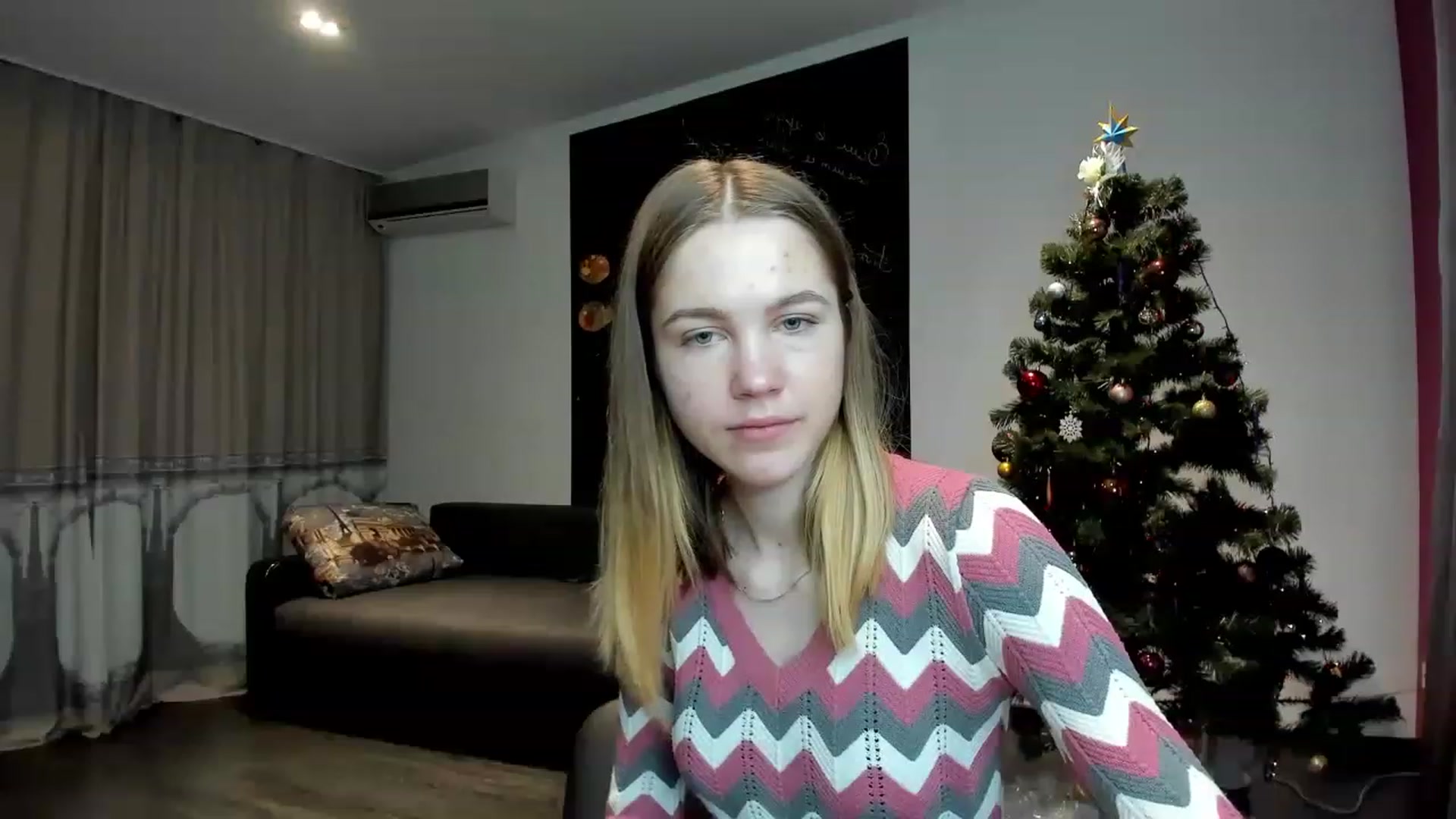 Gallery image thumbnail from KatyaGordon's myfreecams stream on, 01/03/2023, 12:59 image 4 of 20