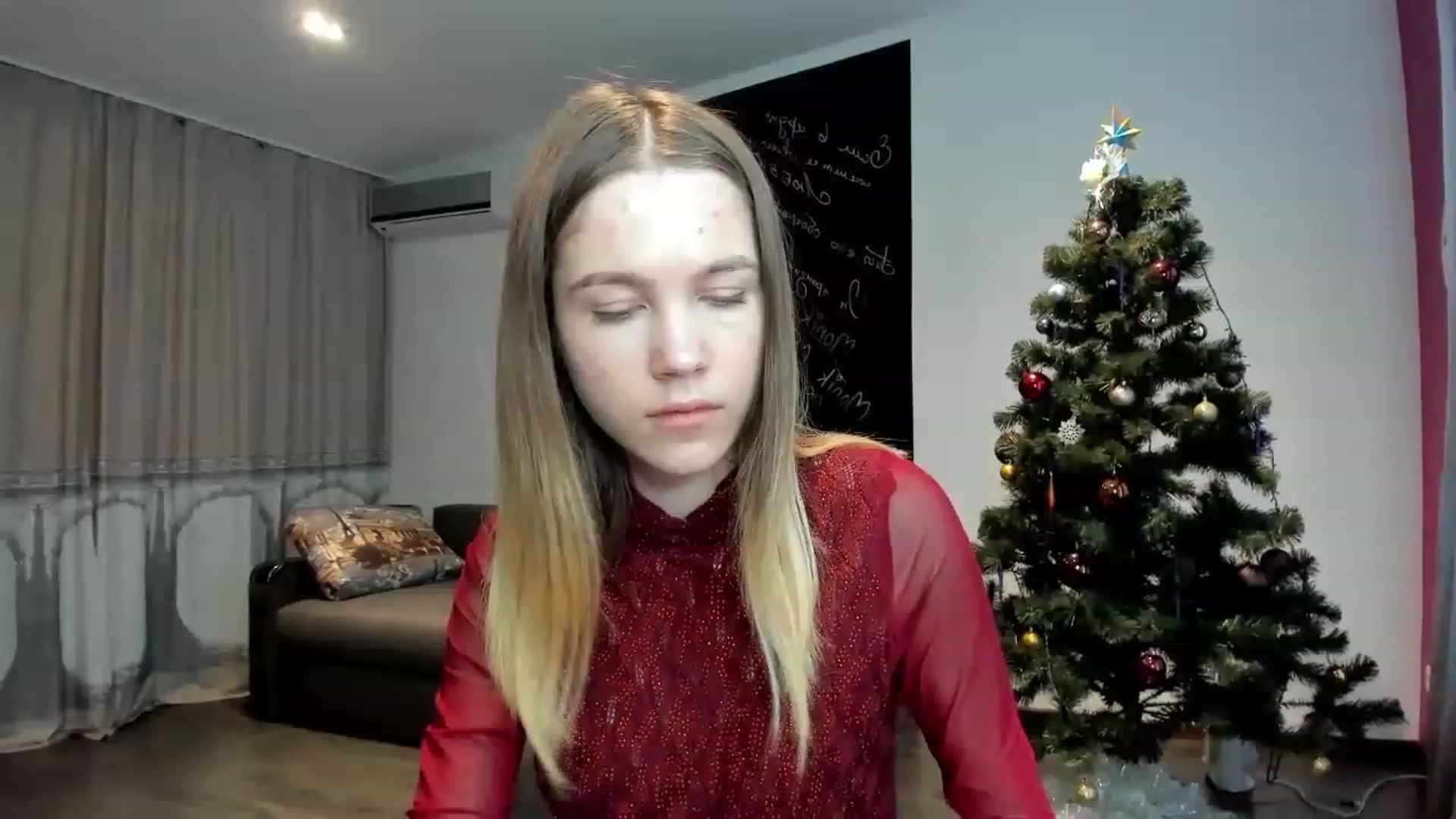 Gallery image thumbnail from KatyaGordon's myfreecams stream on, 01/04/2023, 08:35 image 8 of 20