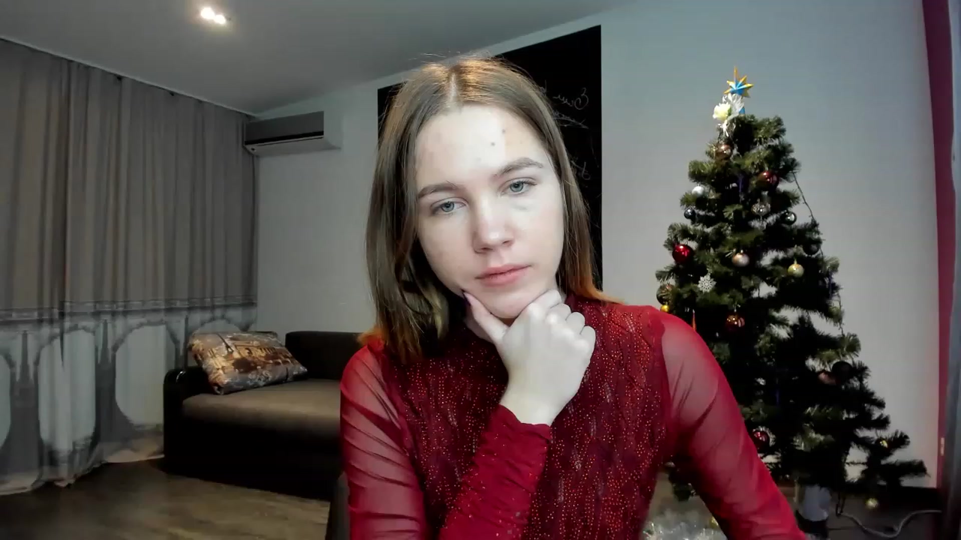 Gallery image thumbnail from KatyaGordon's myfreecams stream on, 01/04/2023, 09:06 image 4 of 20