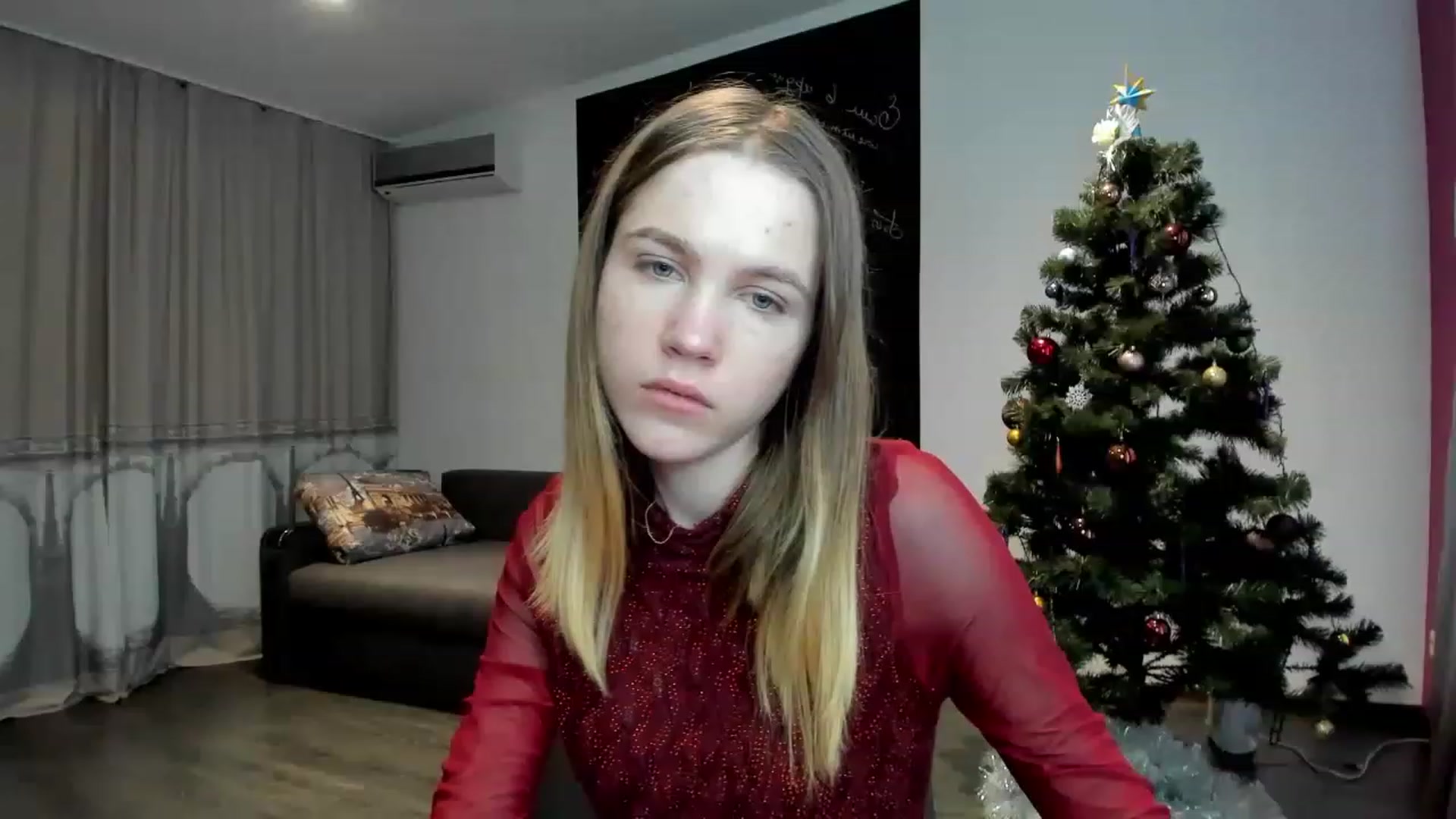 Gallery image thumbnail from KatyaGordon's myfreecams stream on, 01/04/2023, 11:45 image 11 of 20