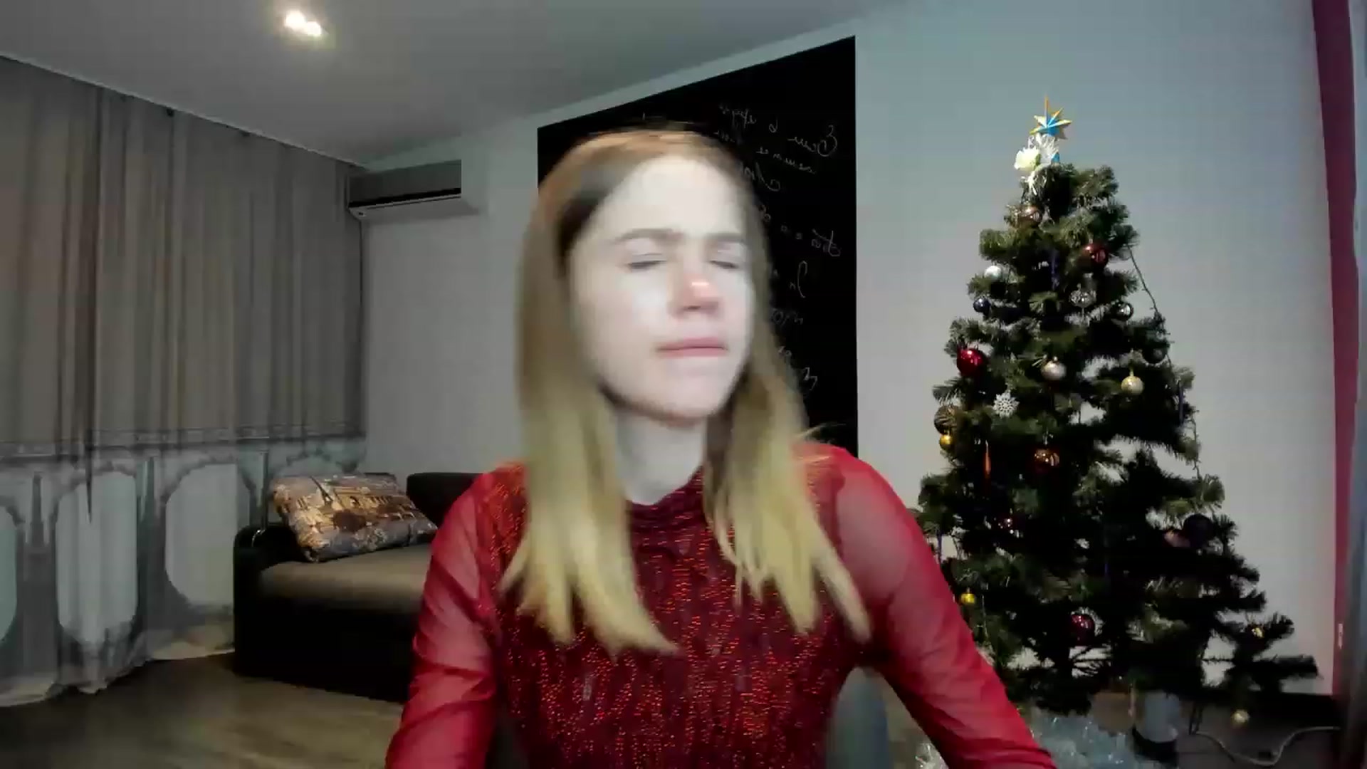 Gallery image thumbnail from KatyaGordon's myfreecams stream on, 01/04/2023, 11:45 image 2 of 20