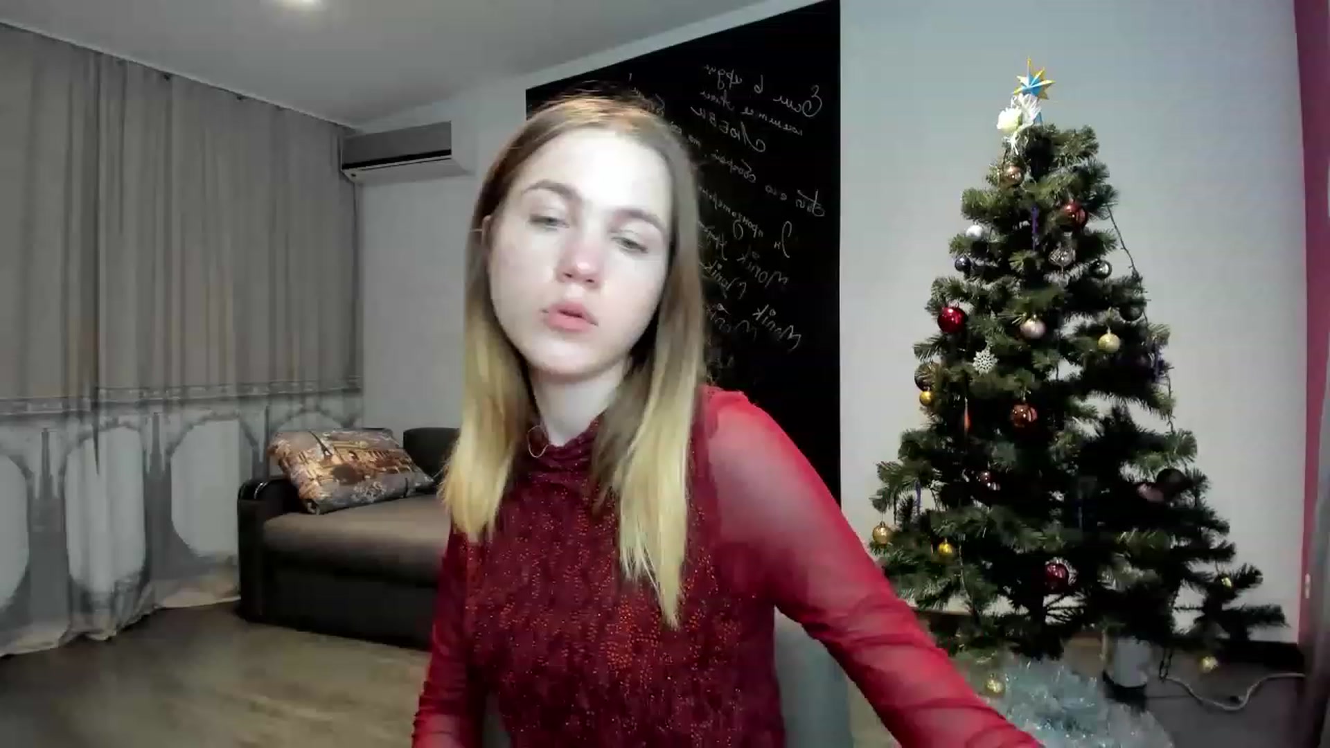 Gallery image thumbnail from KatyaGordon's myfreecams stream on, 01/04/2023, 11:45 image 10 of 20