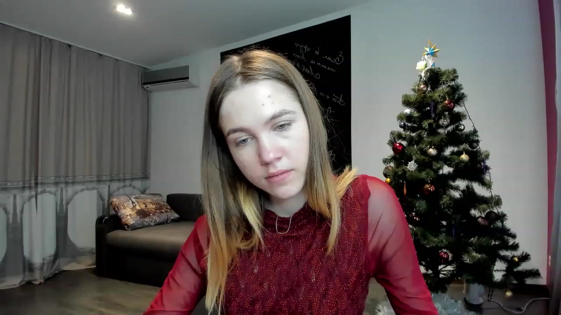 Gallery image thumbnail from KatyaGordon's myfreecams stream on, 01/04/2023, 11:45 image 7 of 20