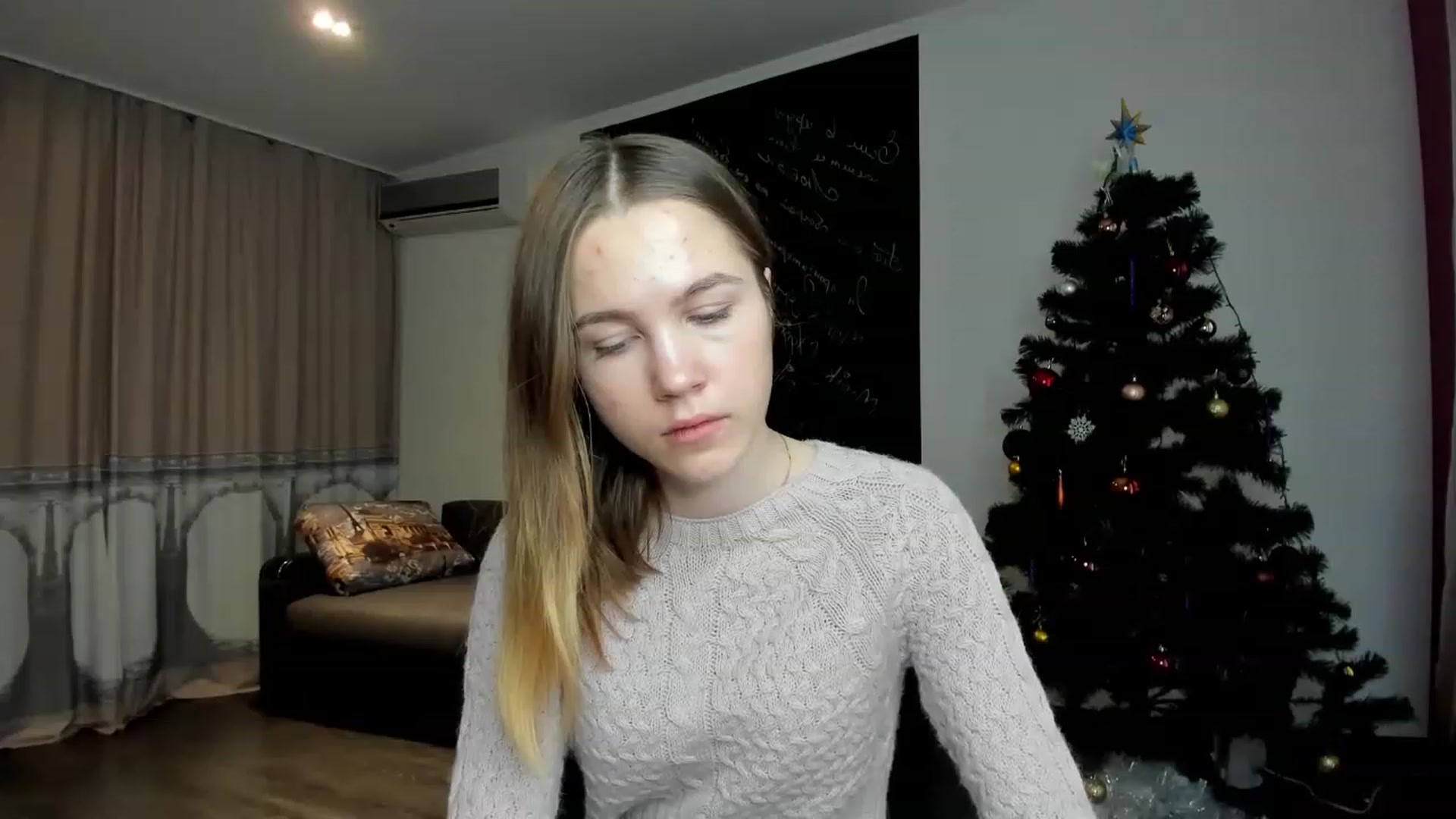 Gallery image thumbnail from KatyaGordon's myfreecams stream on, 01/05/2023, 08:17 image 2 of 20