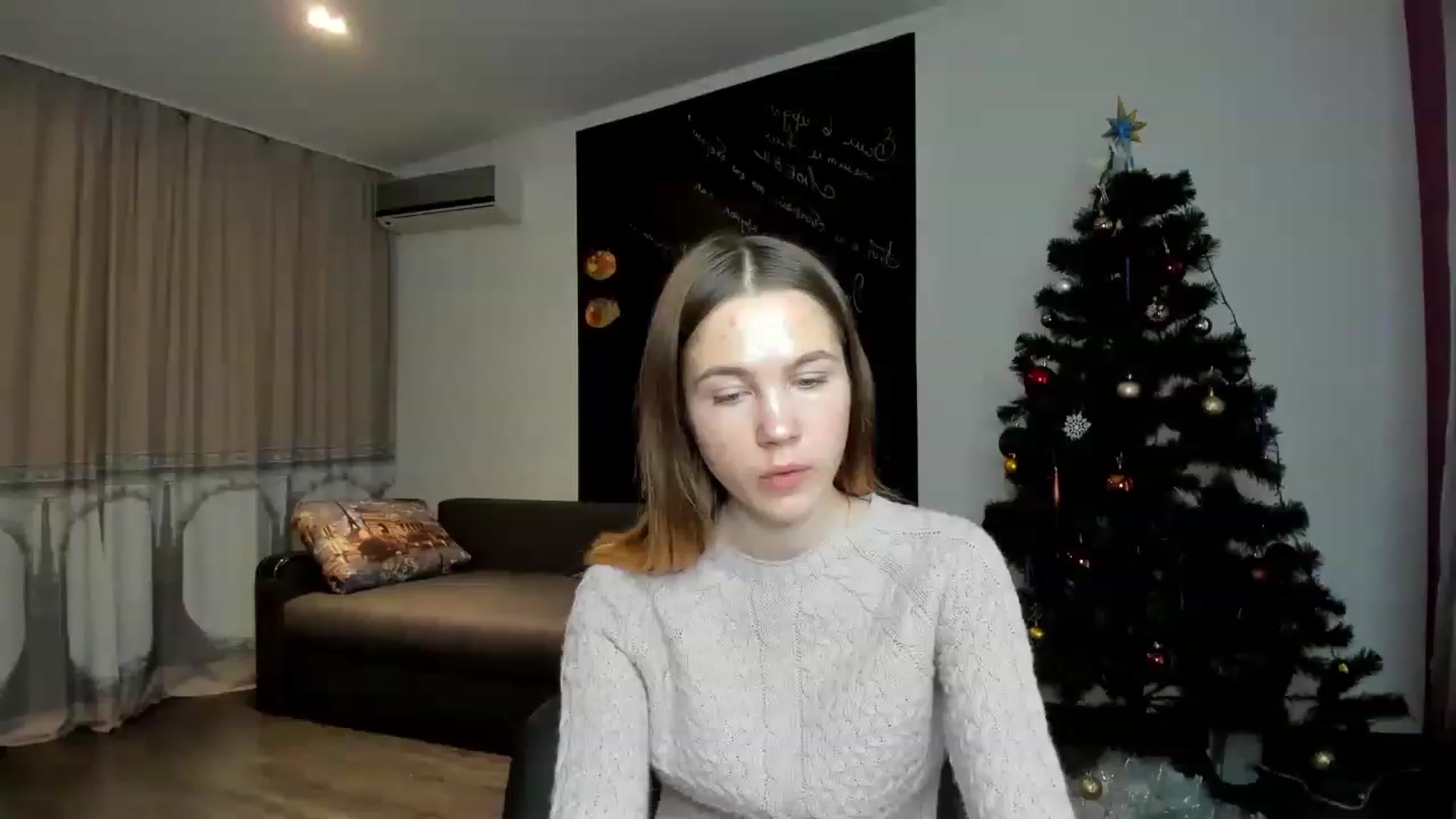 Gallery image thumbnail from KatyaGordon's myfreecams stream on, 01/05/2023, 09:07 image 10 of 20