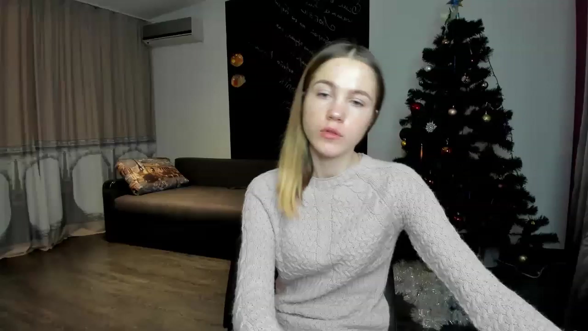 Gallery image thumbnail from KatyaGordon's myfreecams stream on, 01/05/2023, 11:02 image 15 of 20