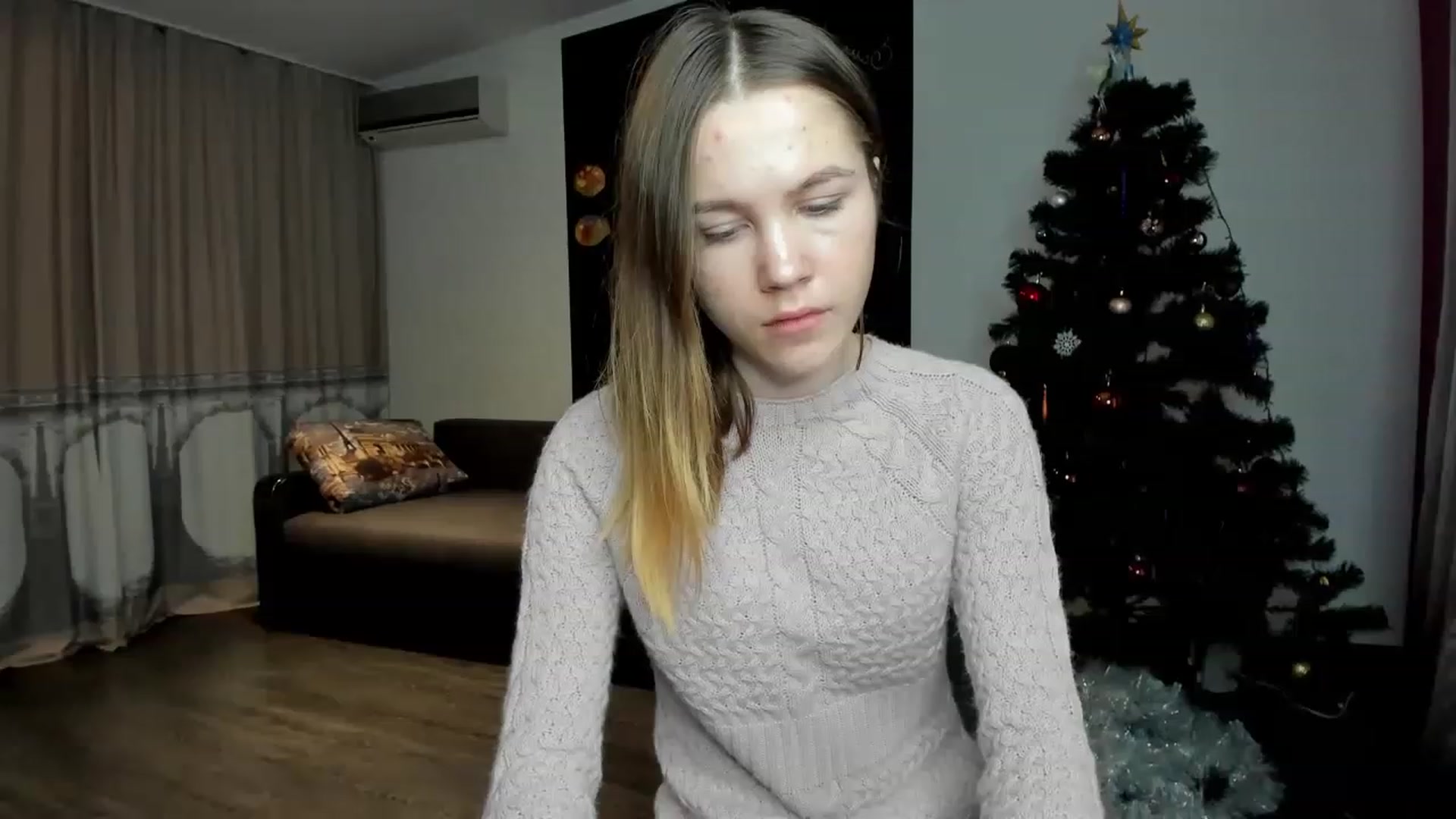 Gallery image thumbnail from KatyaGordon's myfreecams stream on, 01/05/2023, 11:02 image 5 of 20