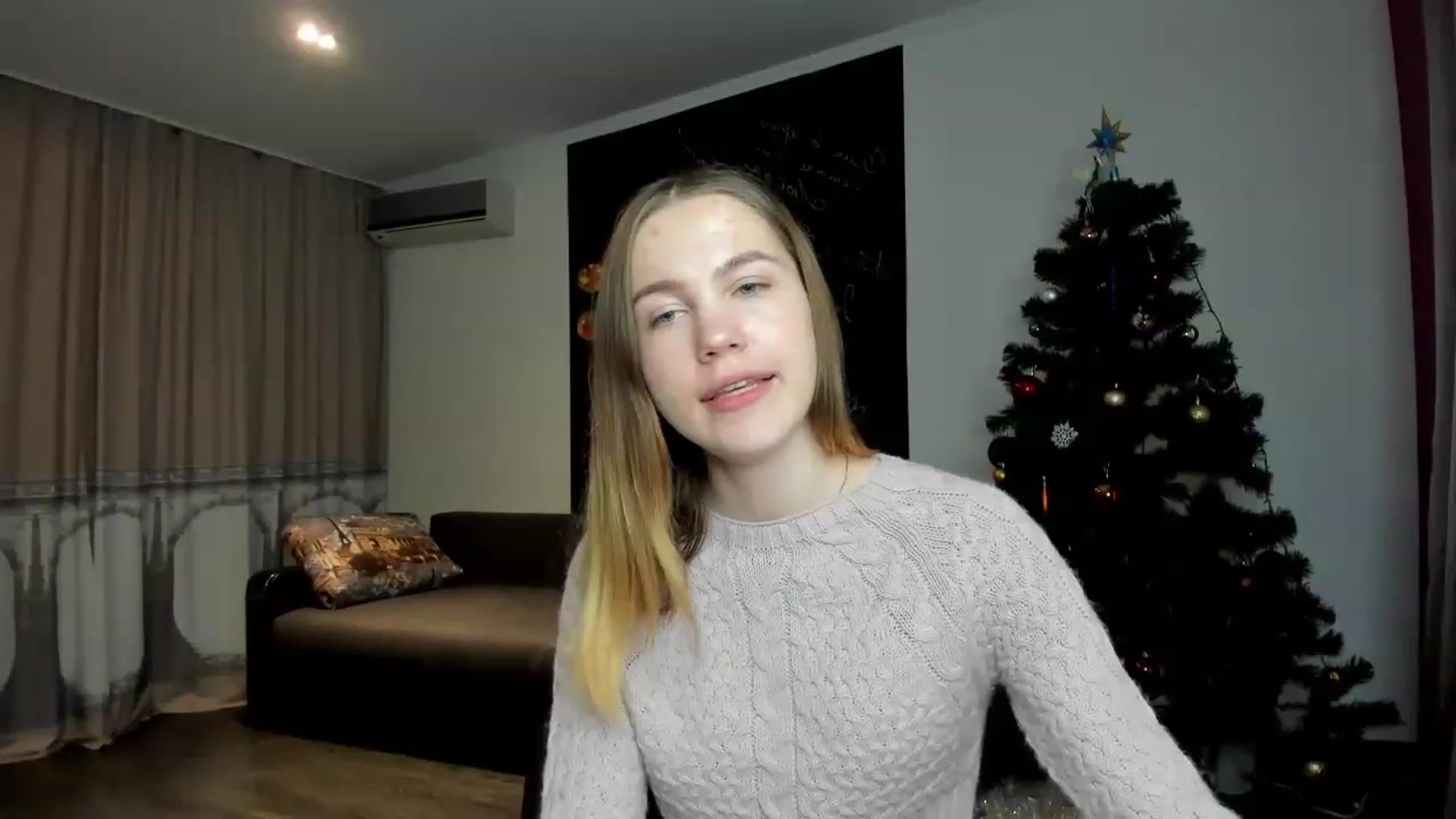 Gallery image thumbnail from KatyaGordon's myfreecams stream on, 01/05/2023, 12:09 image 14 of 20