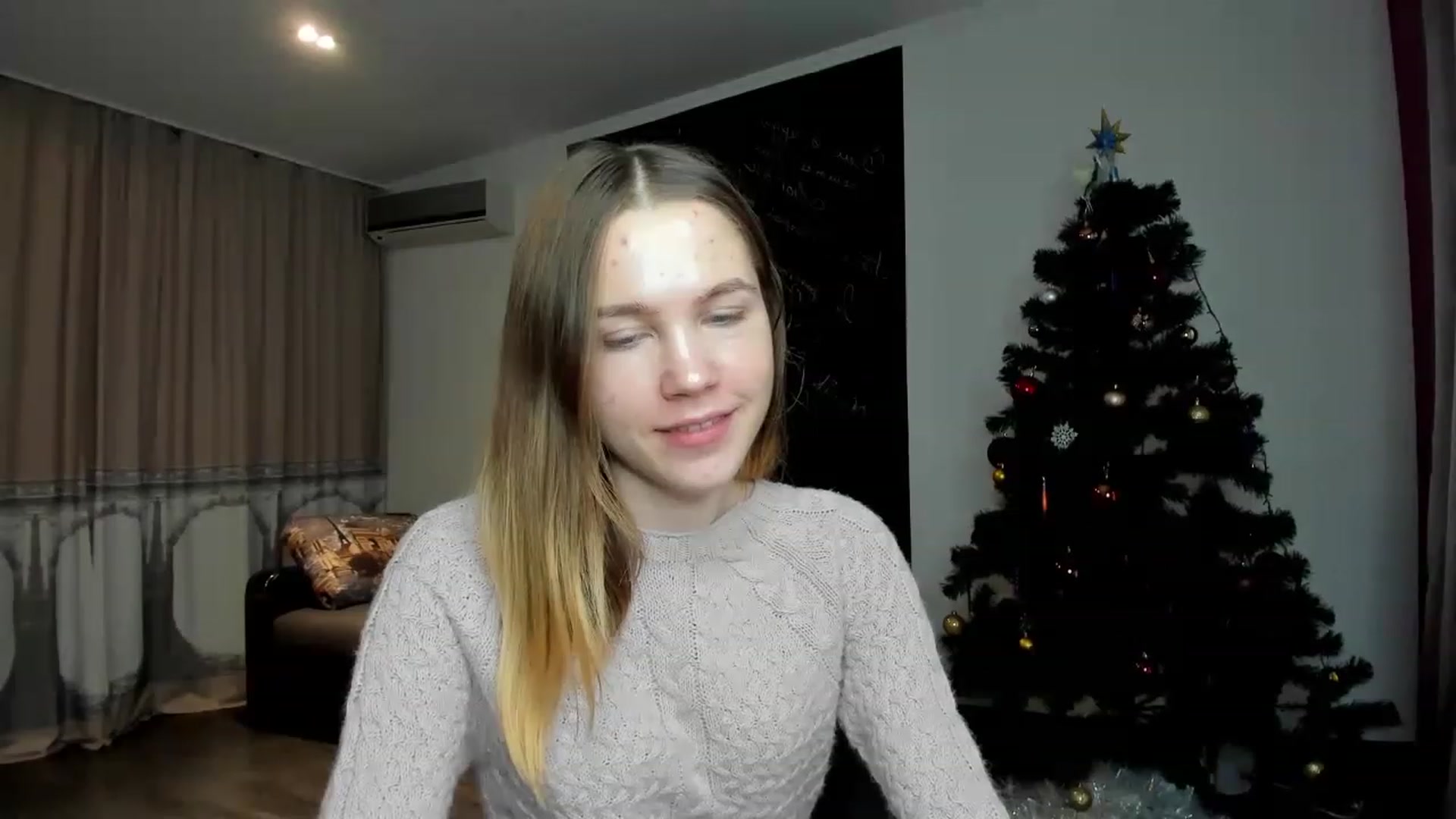 Gallery image thumbnail from KatyaGordon's myfreecams stream on, 01/05/2023, 12:09 image 6 of 20